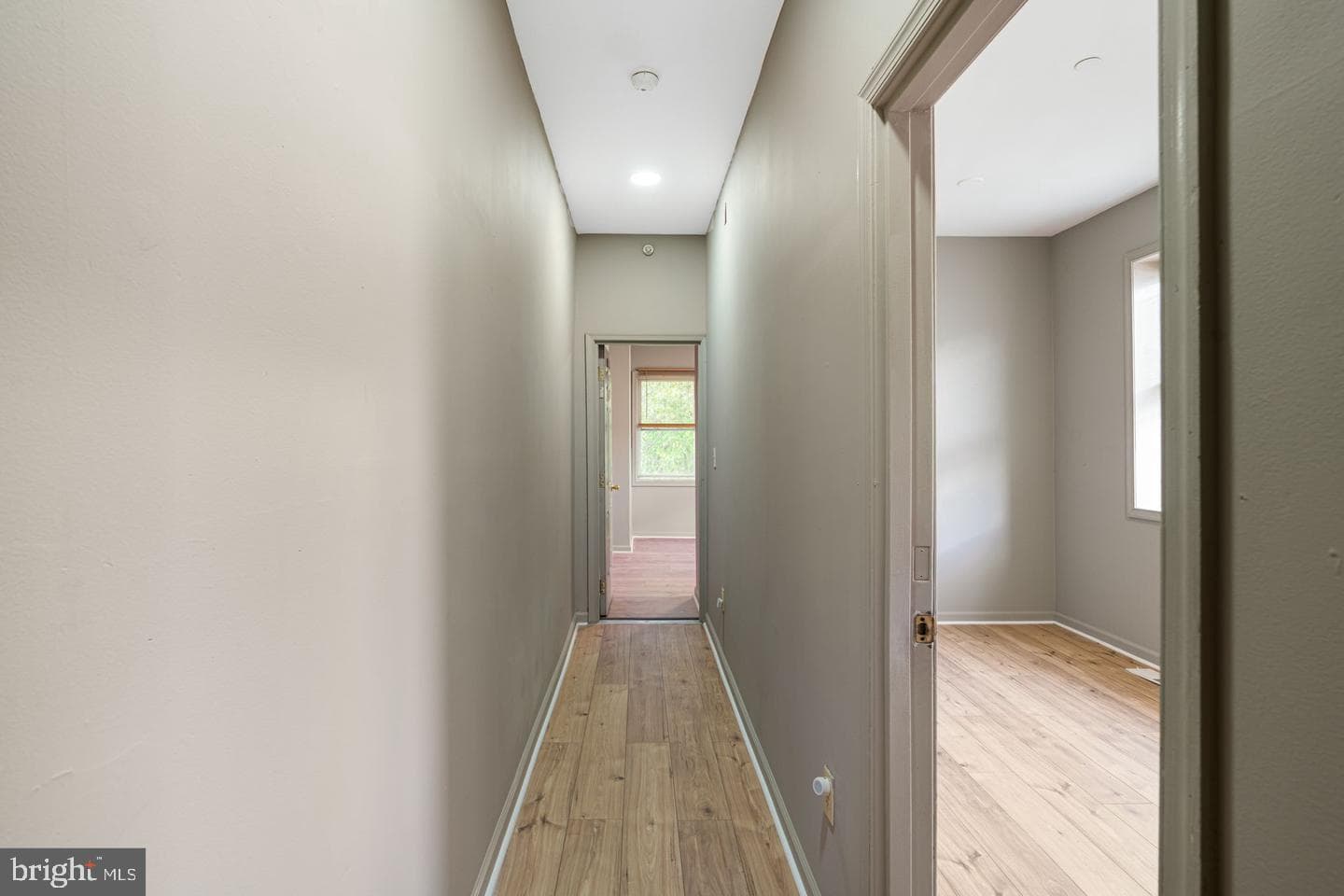1531 W Norris Street photo 4