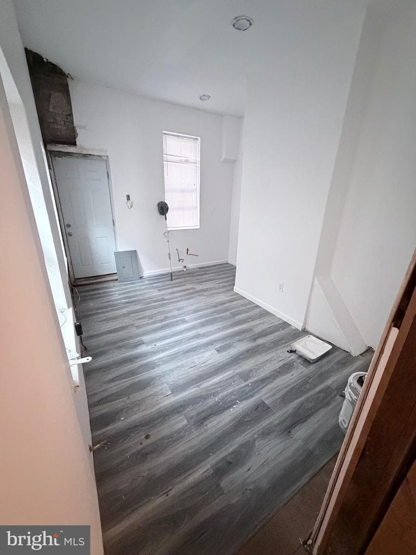 1217 W Venango Street photo 7