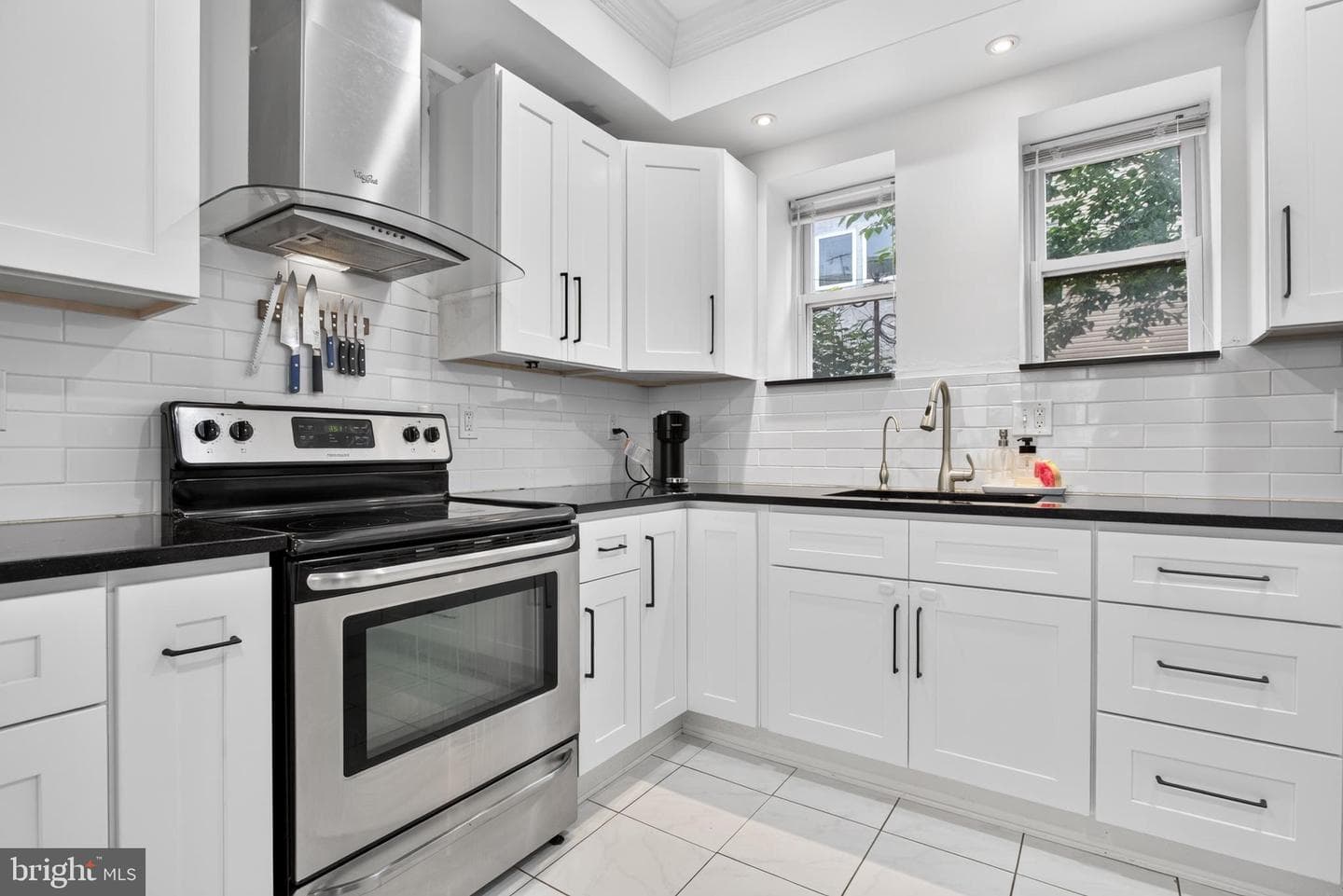 1323 S 17th Street photo 11