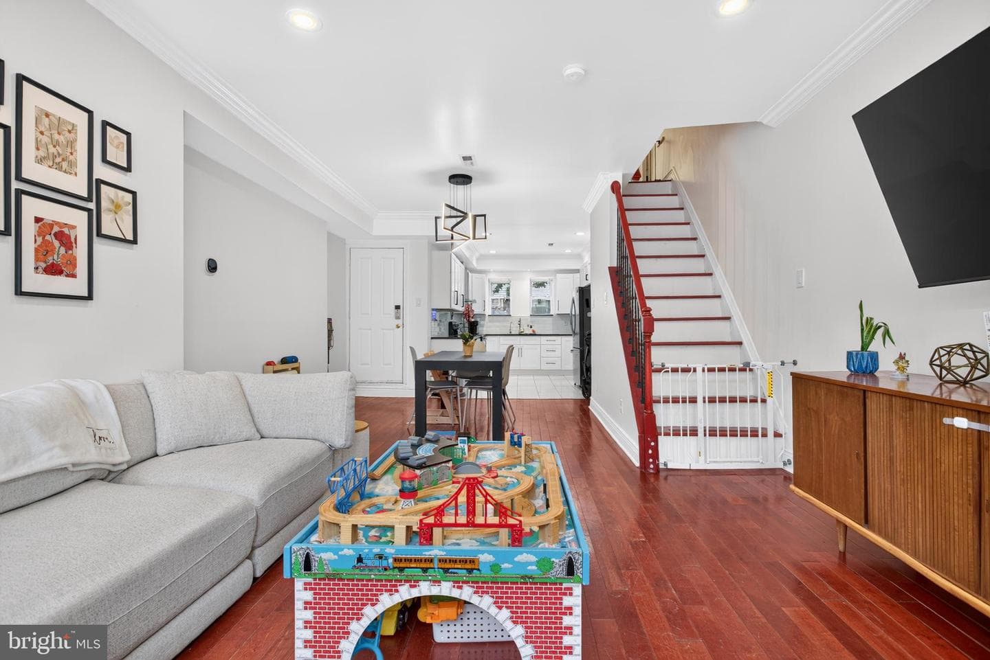 1323 S 17th Street photo 5