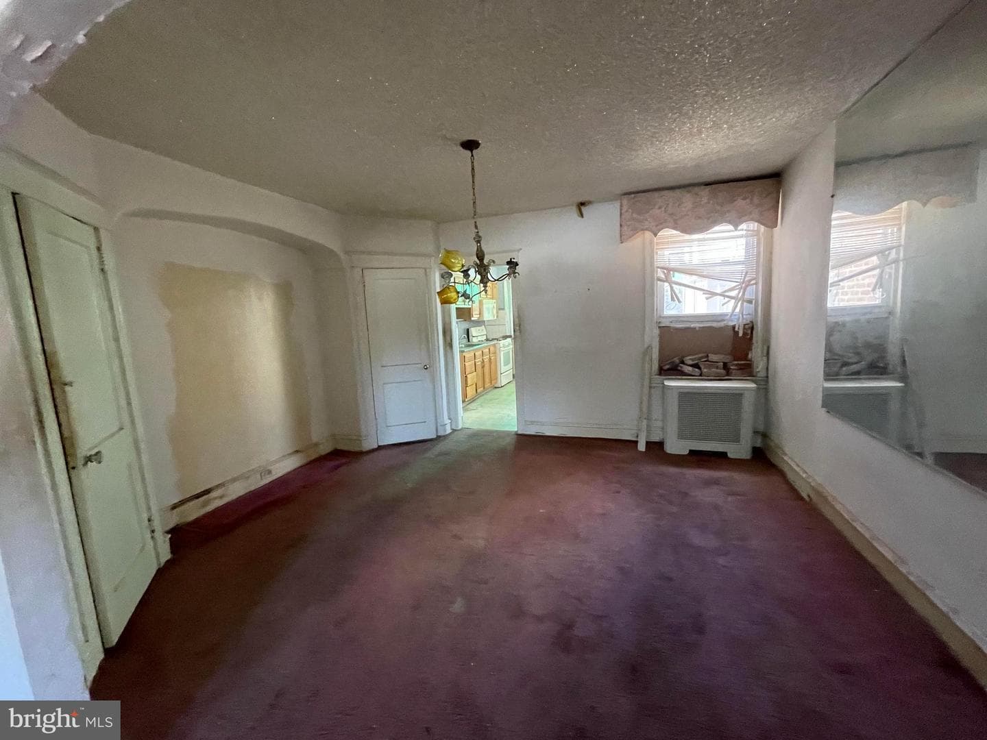5718 W Oxford Street photo 8