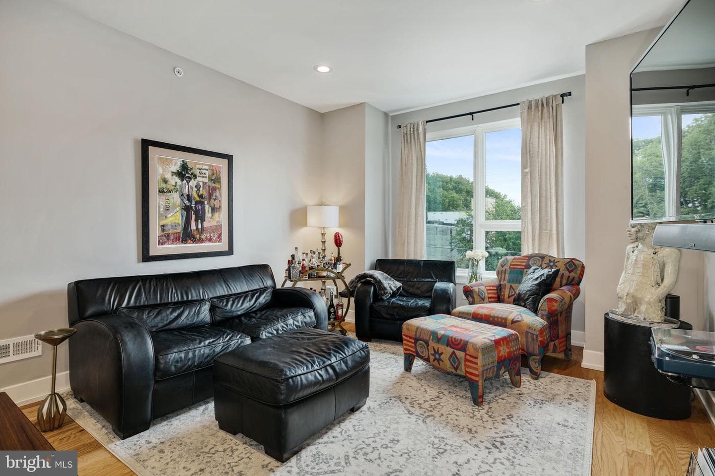2711 W Jefferson Street #2 photo 4
