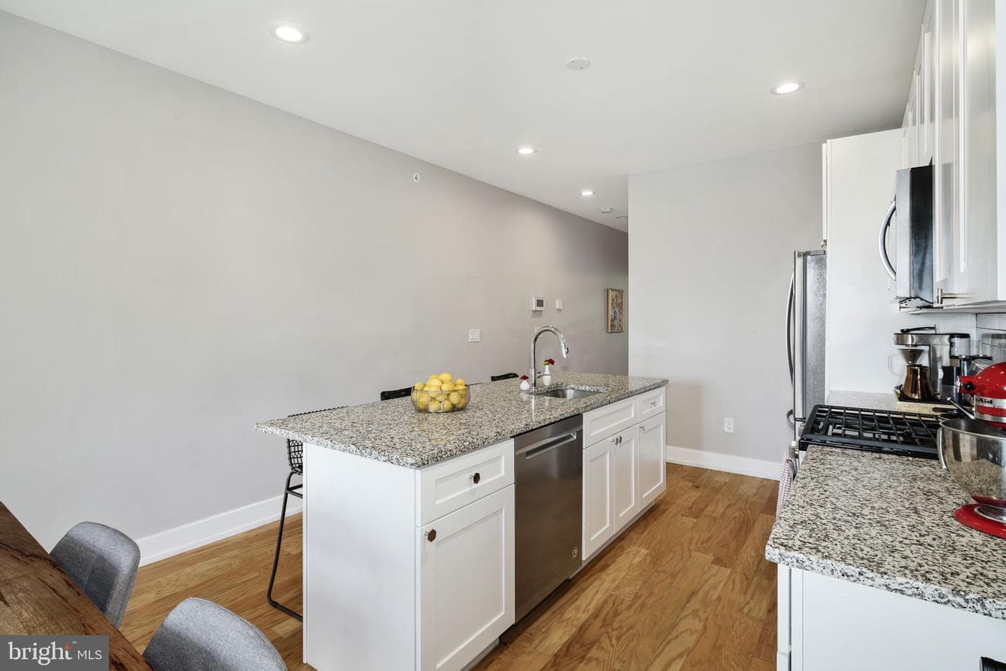 2711 W Jefferson Street #2 photo 7