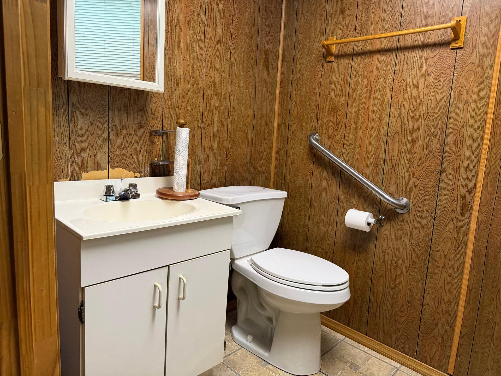 1437 N Hirst Street photo 9