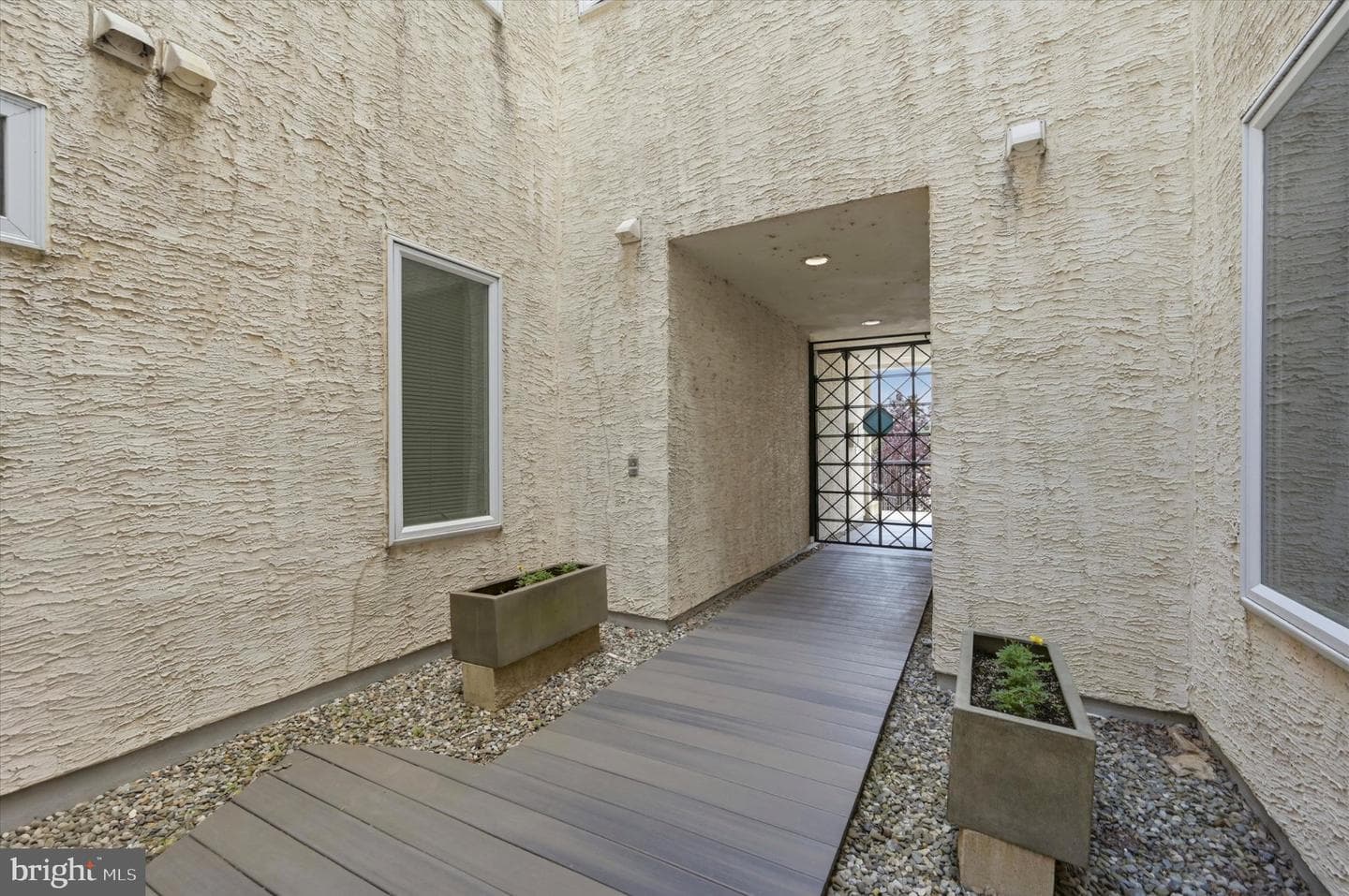 1022 Fairmount Ave # 2, Philadelphia