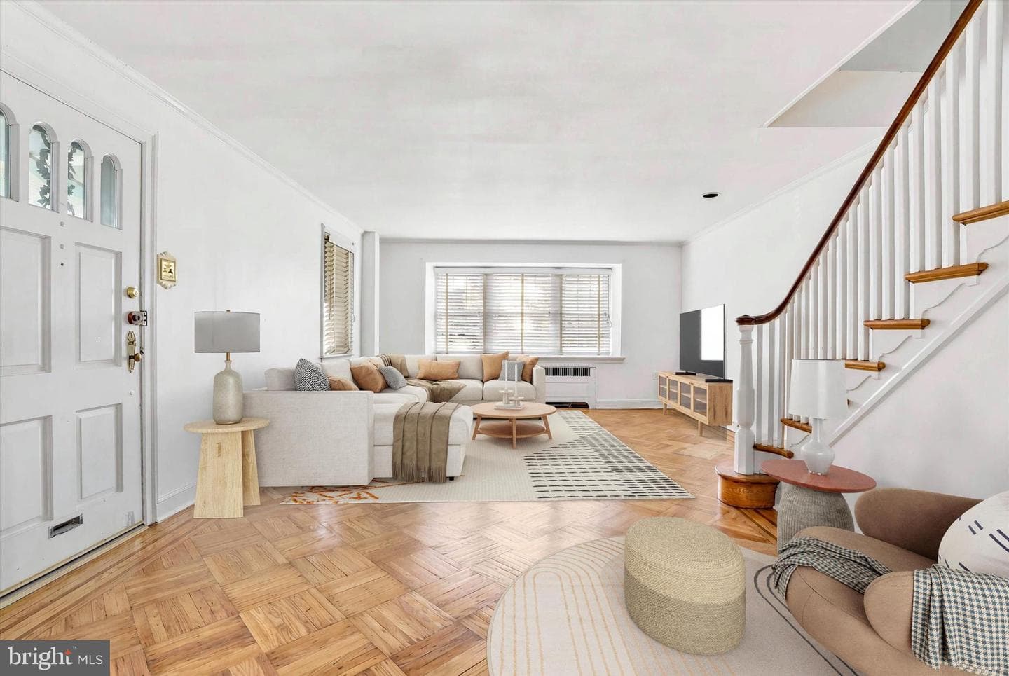 226 E Sedgwick Street photo 3