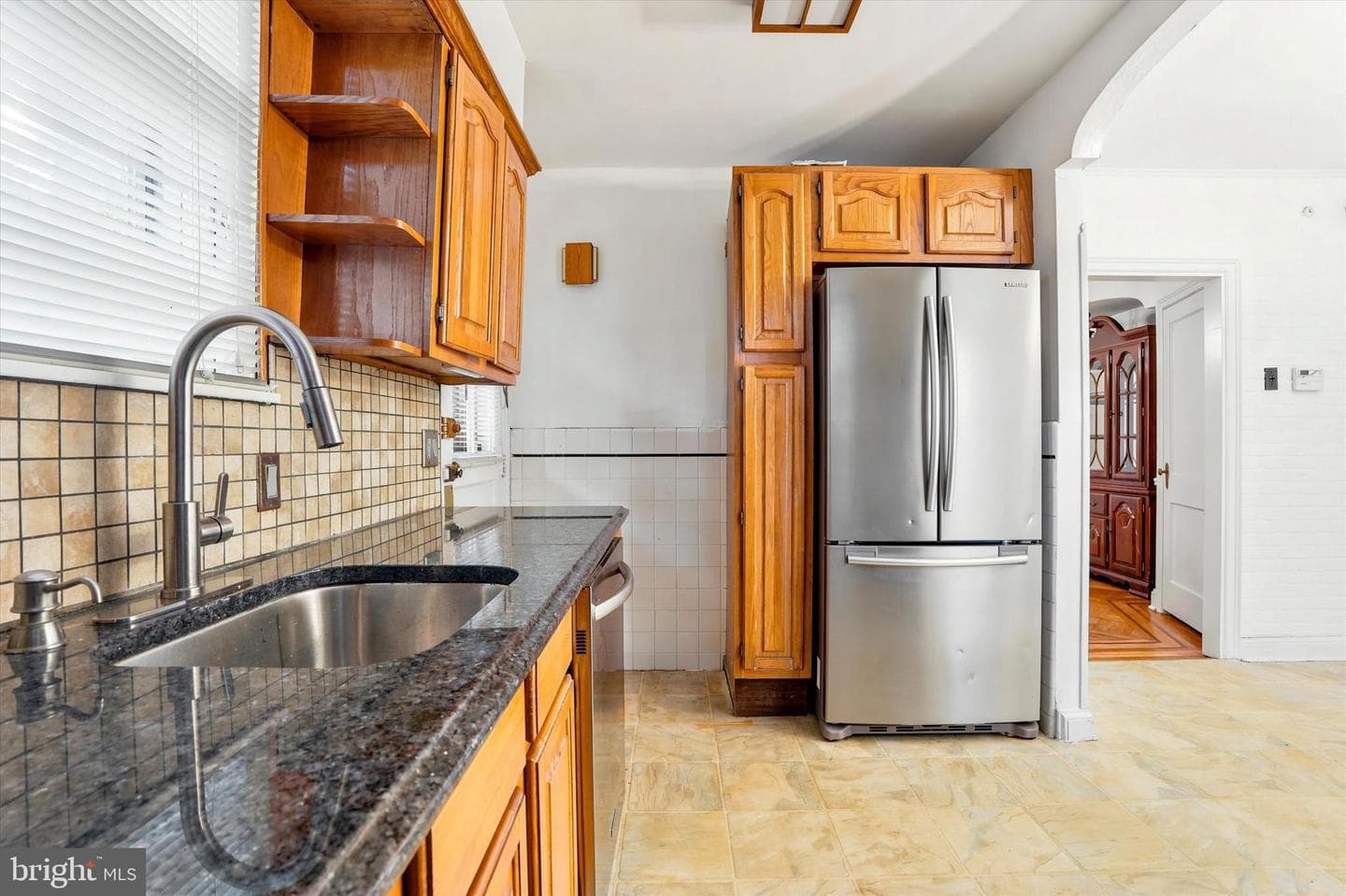 226 E Sedgwick Street photo 5