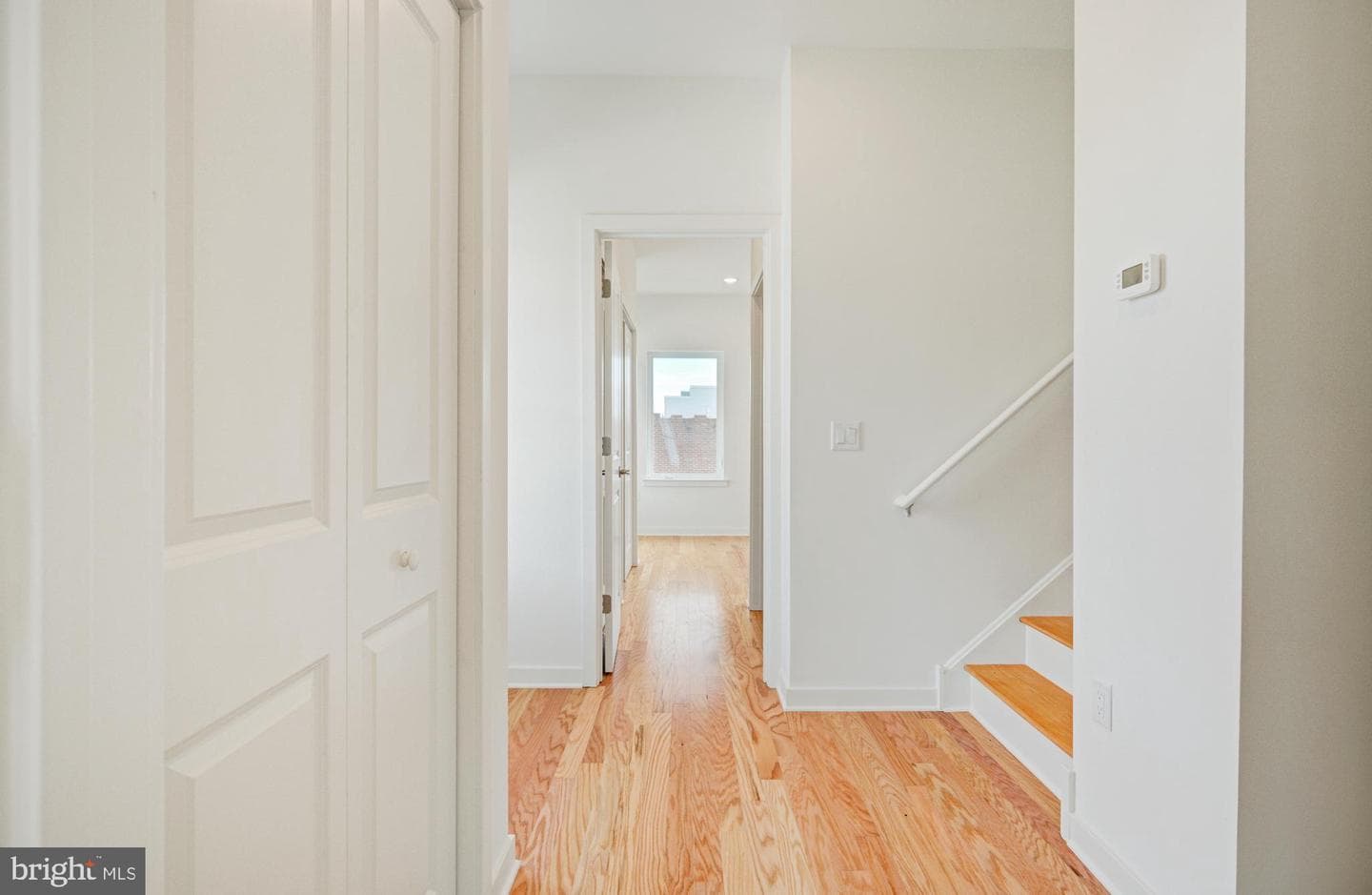 2480 Emerald Street photo 23