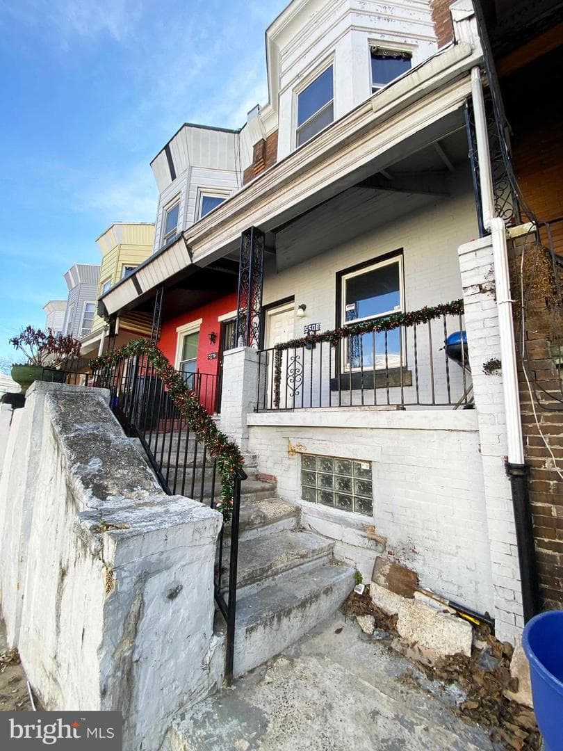 5508 Jane Street photo 3