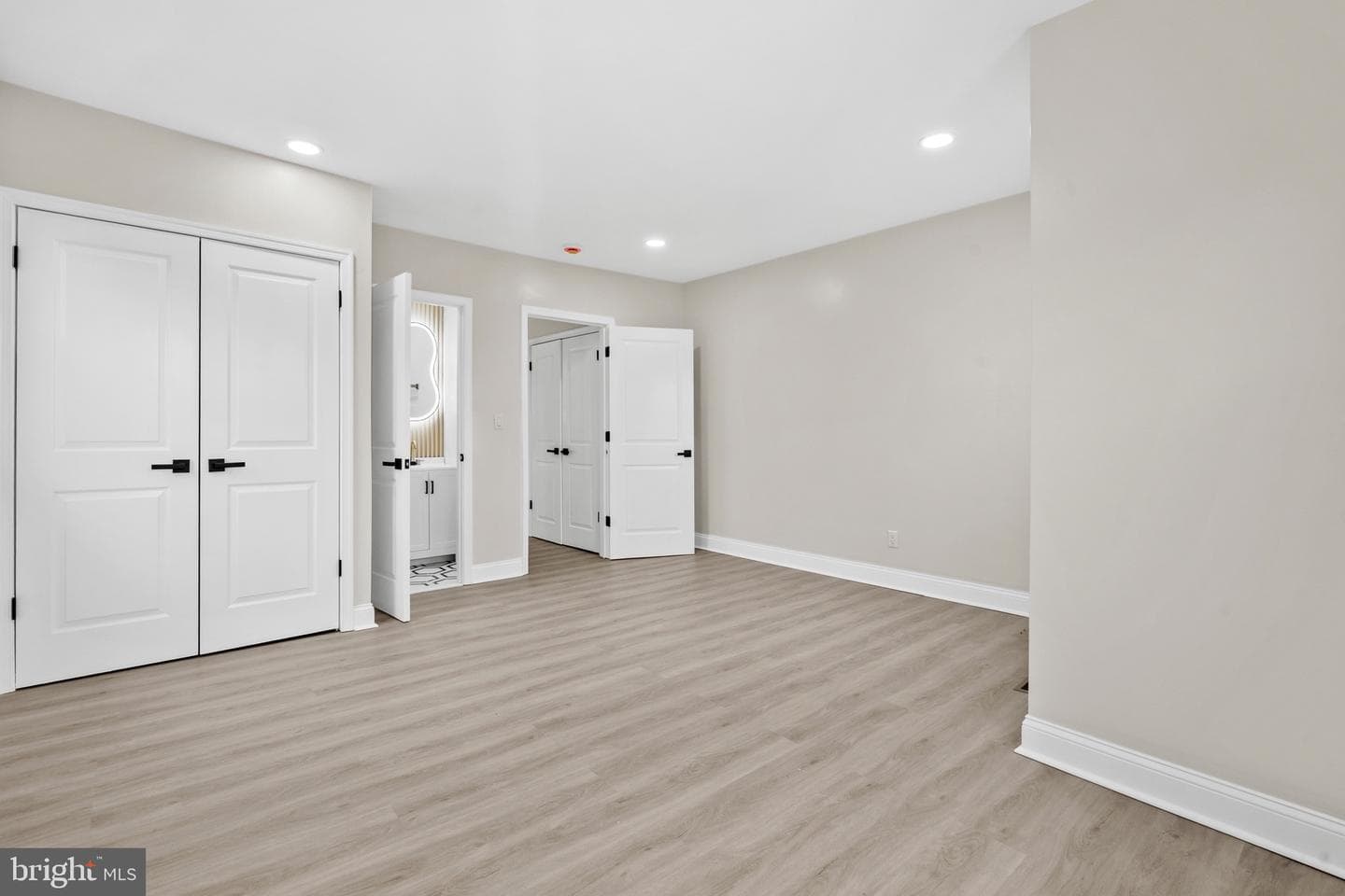 1543 67th Avenue photo 24