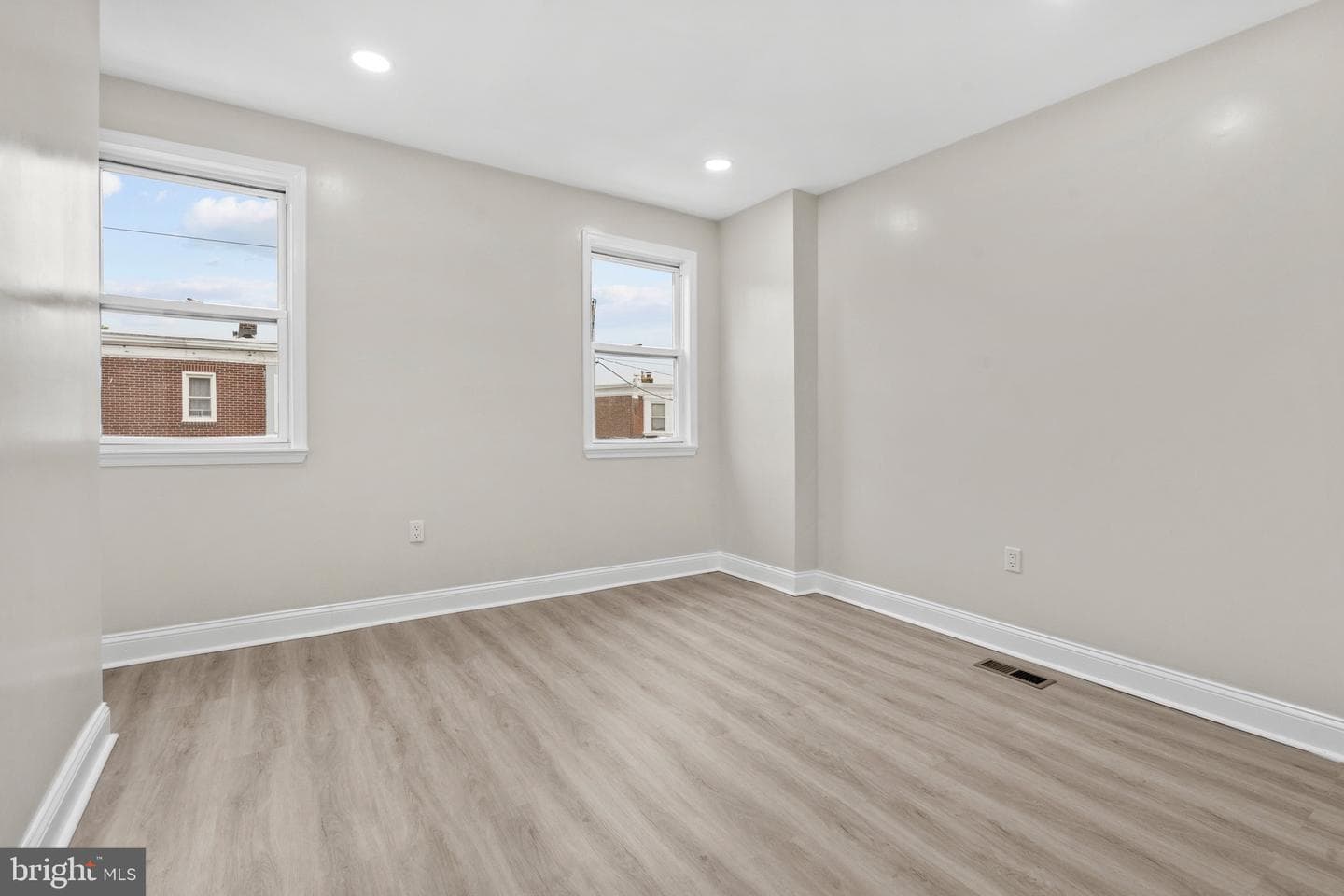 1543 67th Avenue photo 31