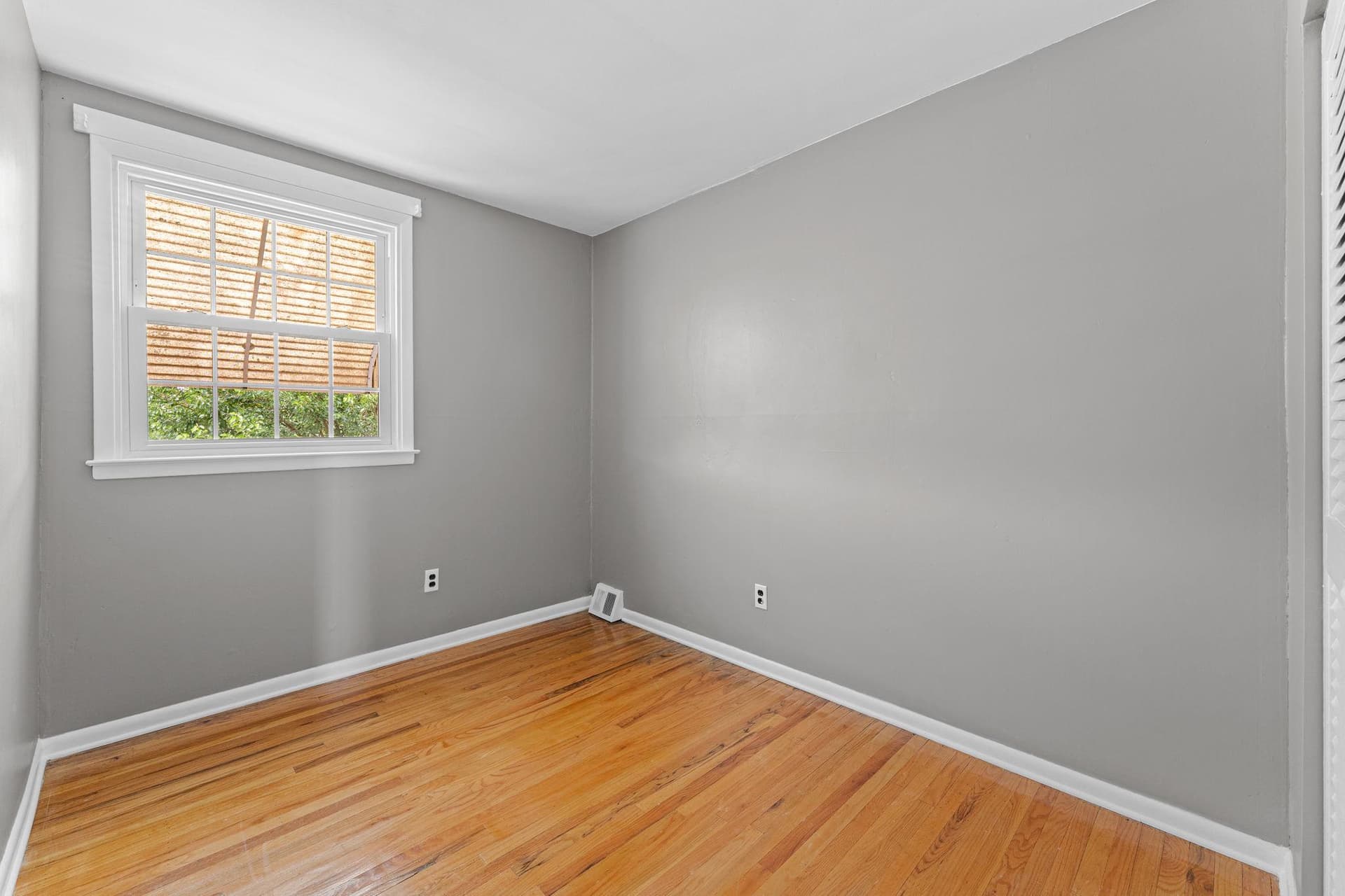 3250 Morrell Avenue photo 19