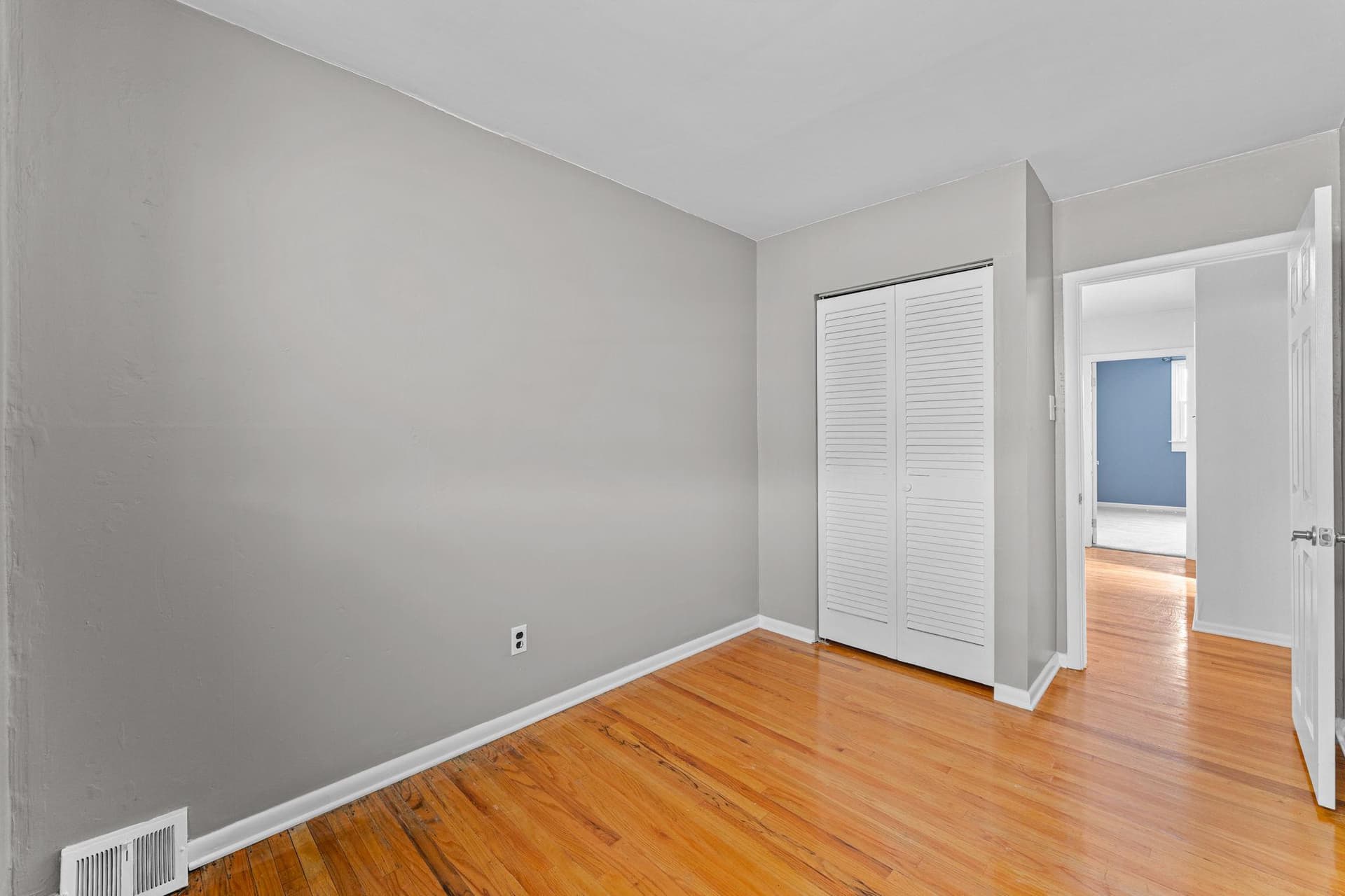 3250 Morrell Avenue photo 20