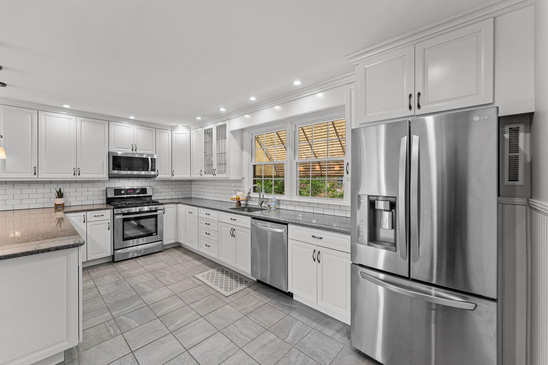 3250 Morrell Avenue photo 9