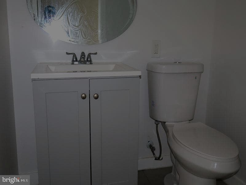 6037 Spruce Street photo 22