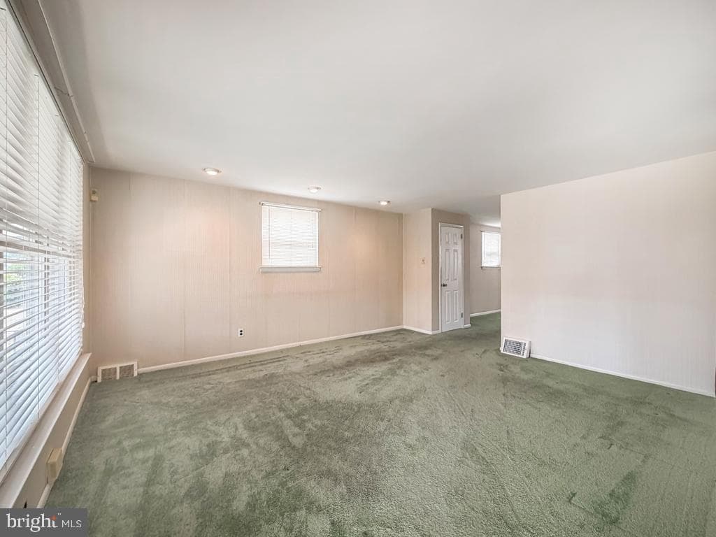 3457 Aubrey Avenue photo 4