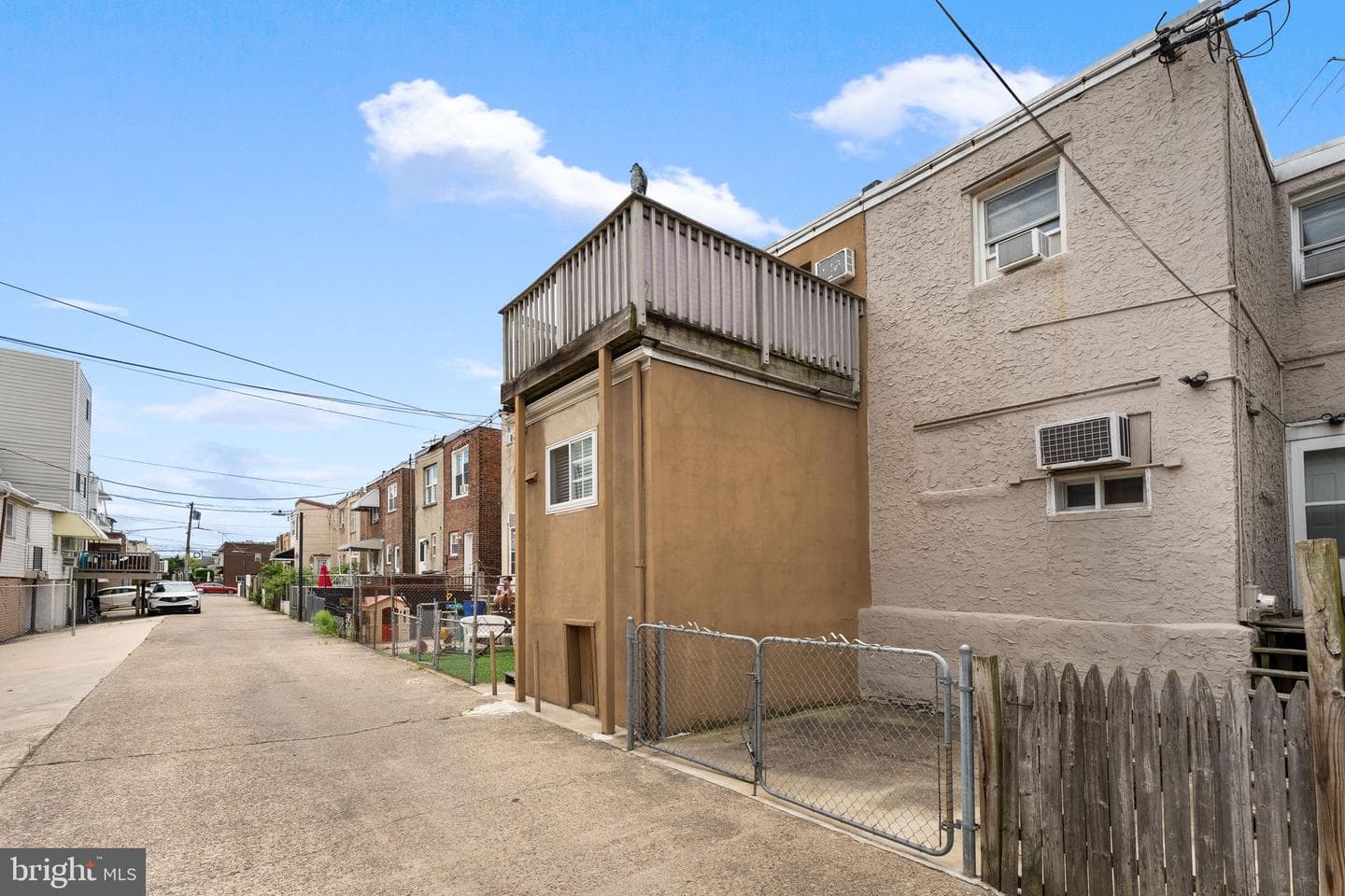 2833 S Sydenham Street photo 27