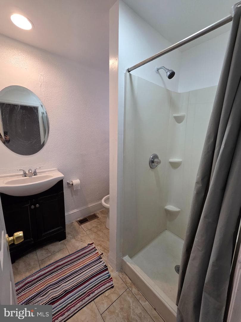 451 E Clearfield Street photo 5