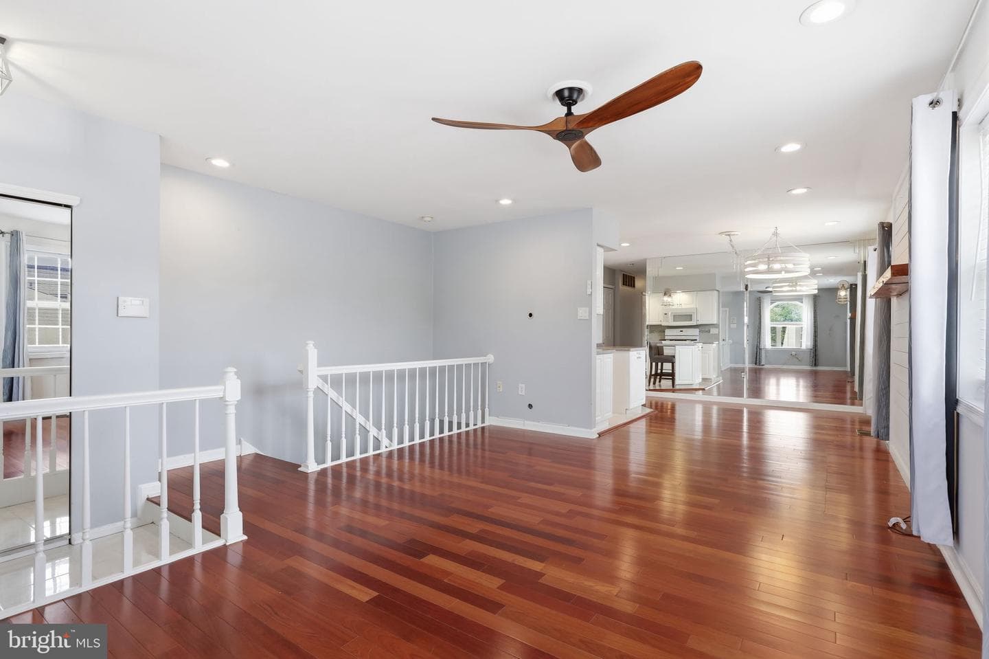 9223 Marsden Street photo 6