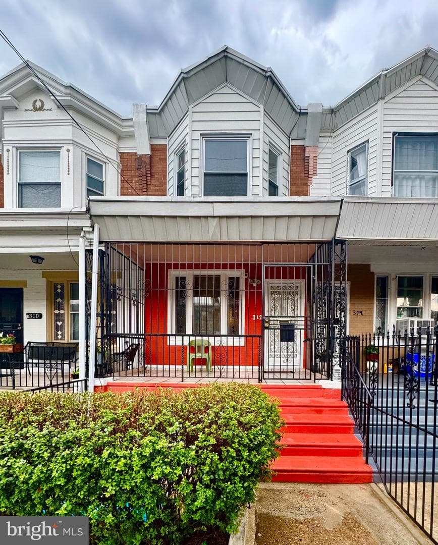312 Lindley Avenue, Philadelphia