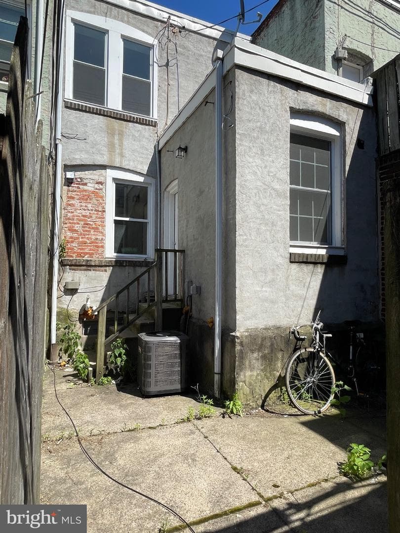 1652 S Etting Street photo 41