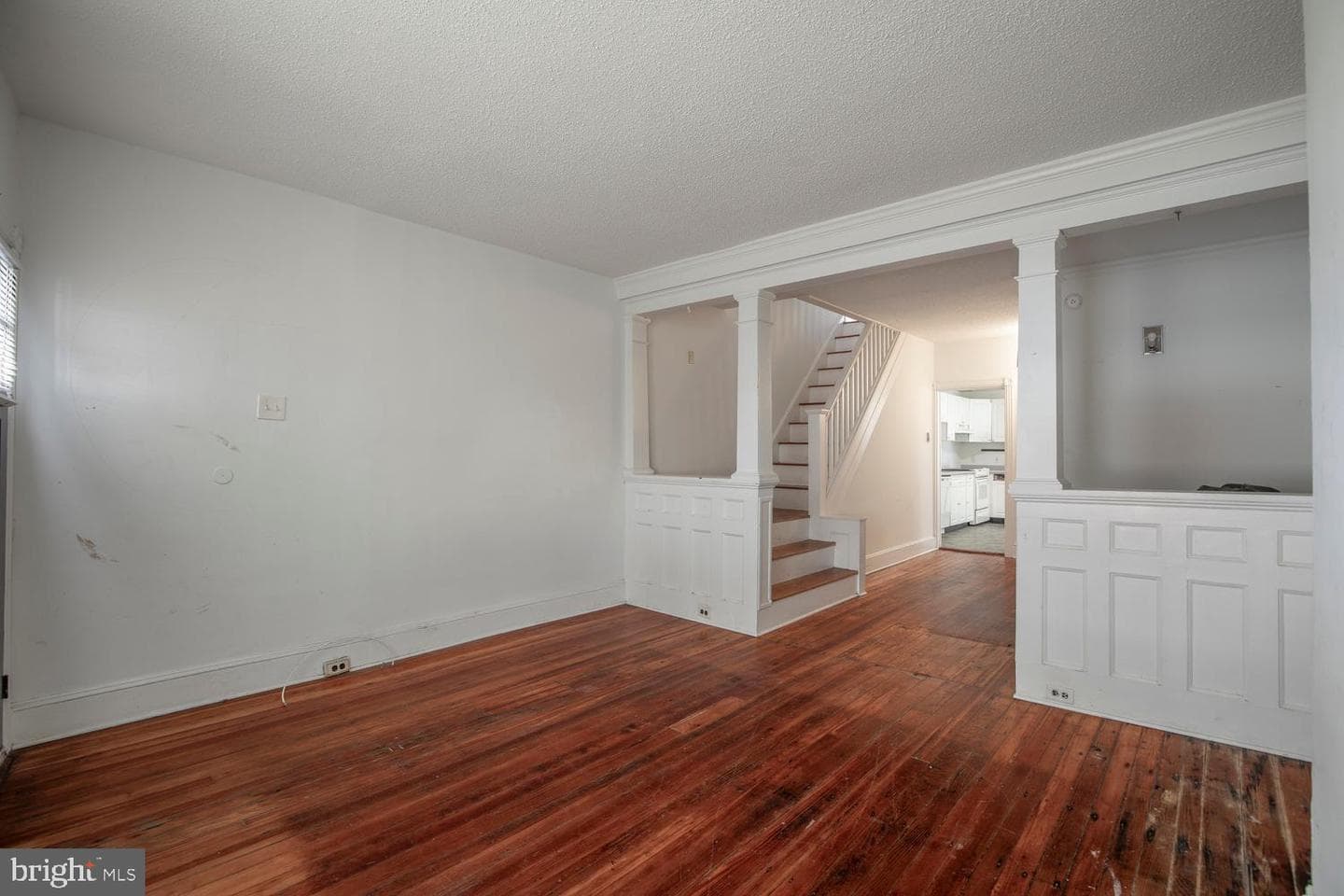 417 Krams Avenue photo 6