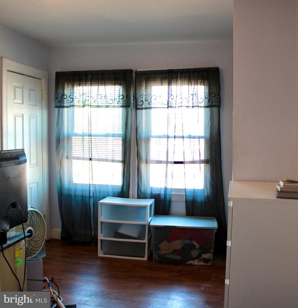 6067 Cedarhurst Street photo 10