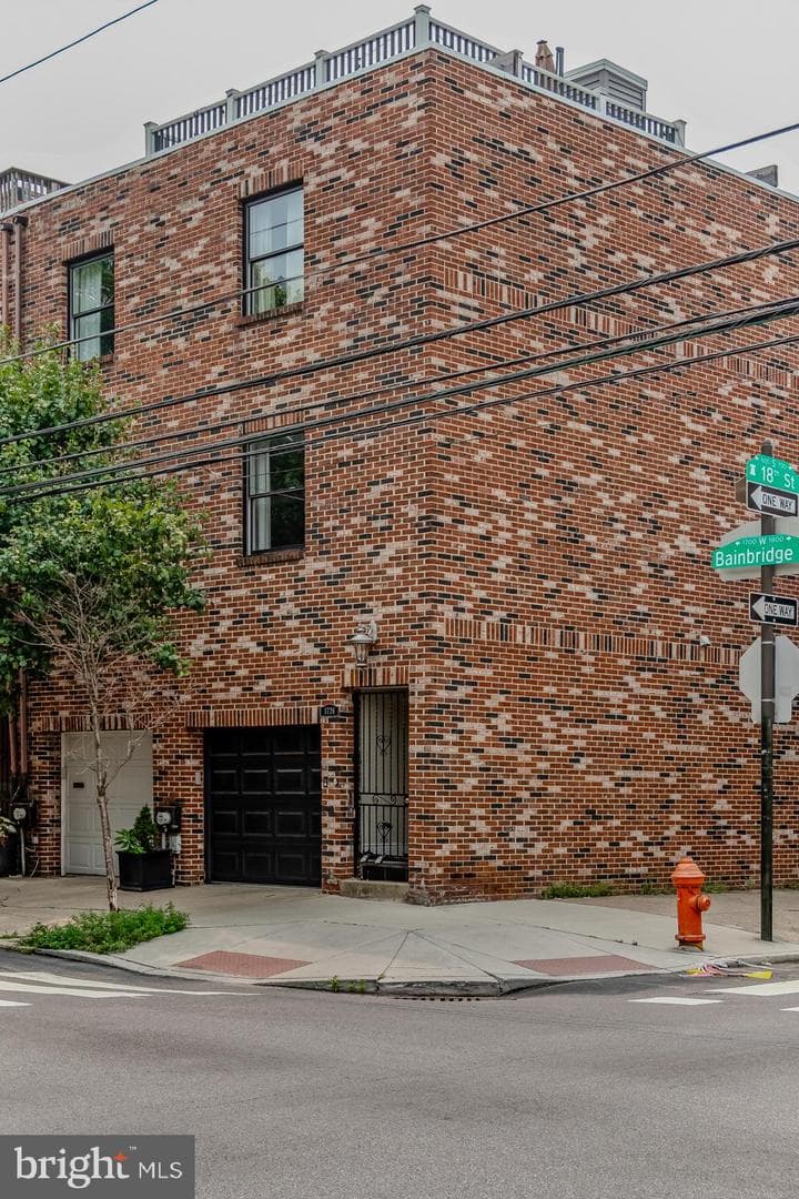 1726 Bainbridge Street #b photo 3