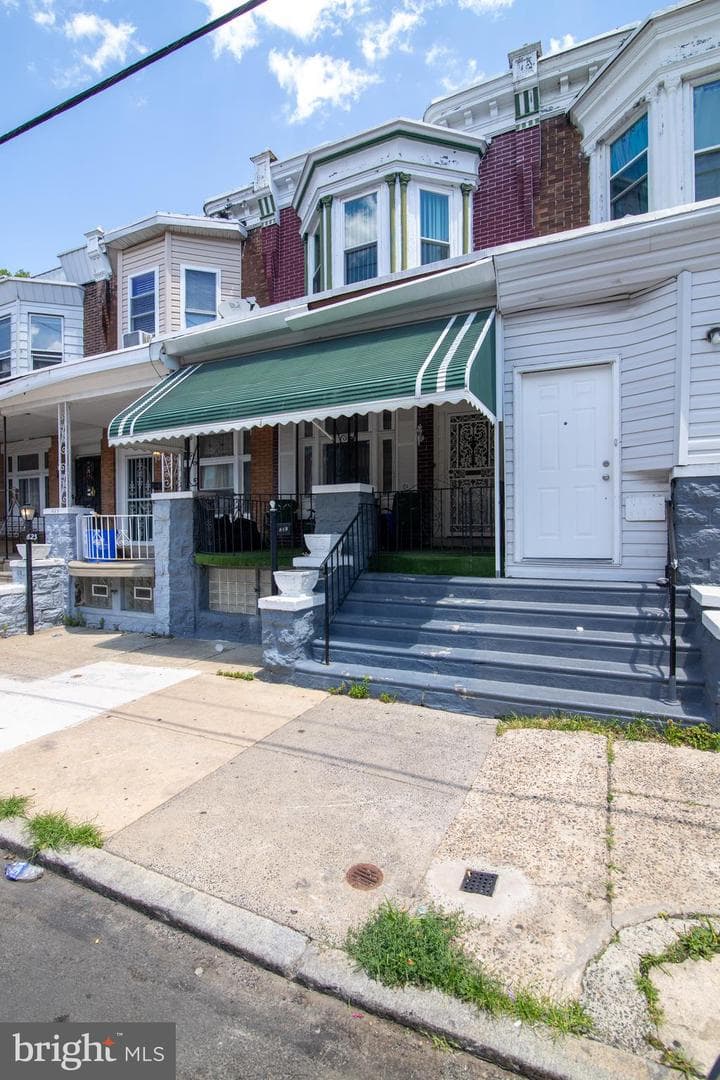 621 N 56th Street, Philadelphia