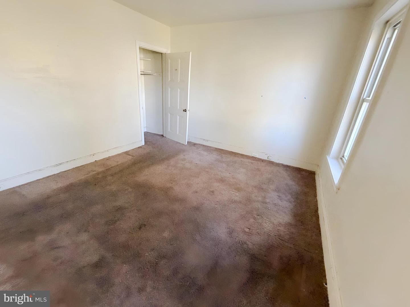 70 E Springer Street photo 11