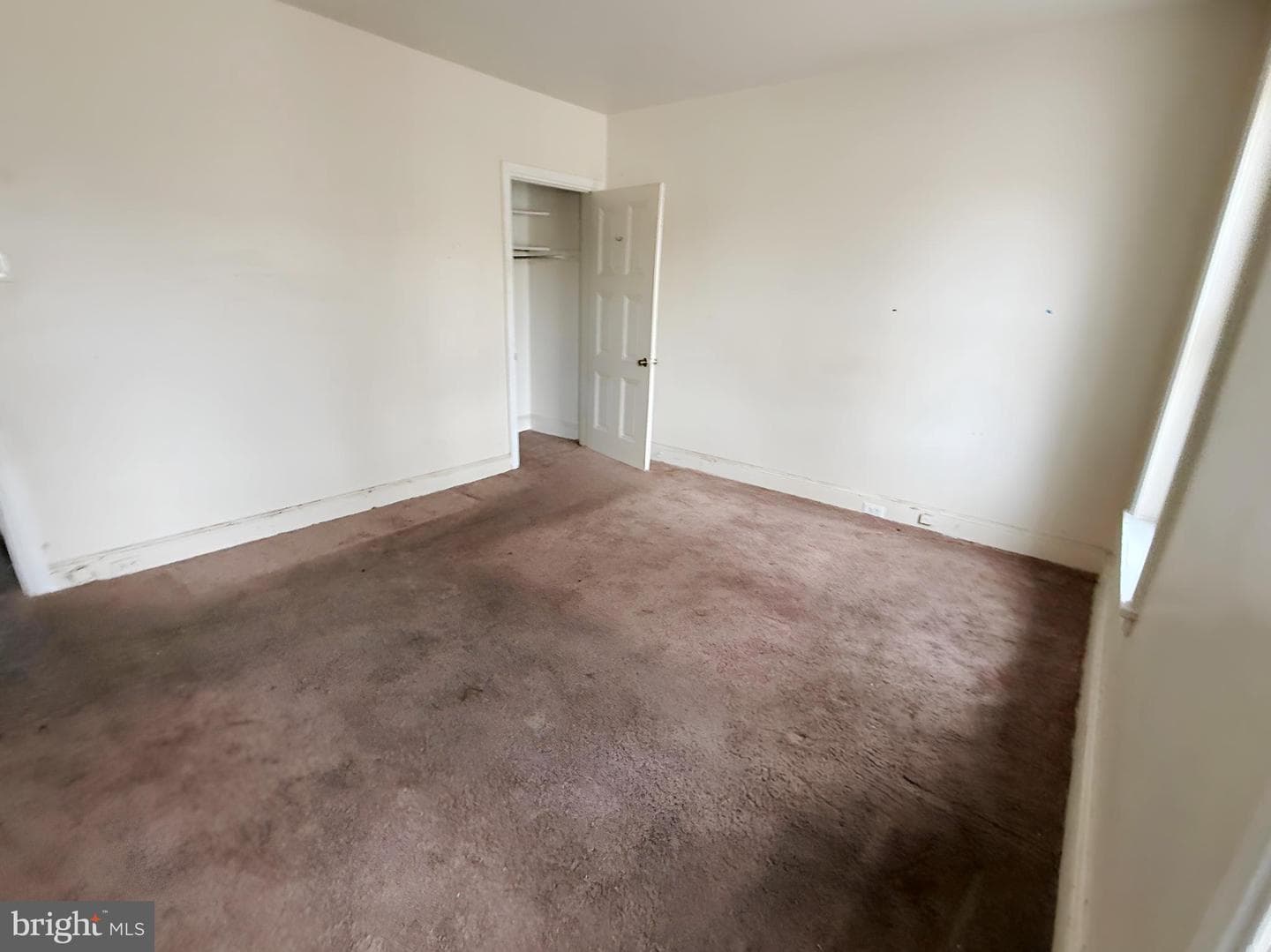 70 E Springer Street photo 8