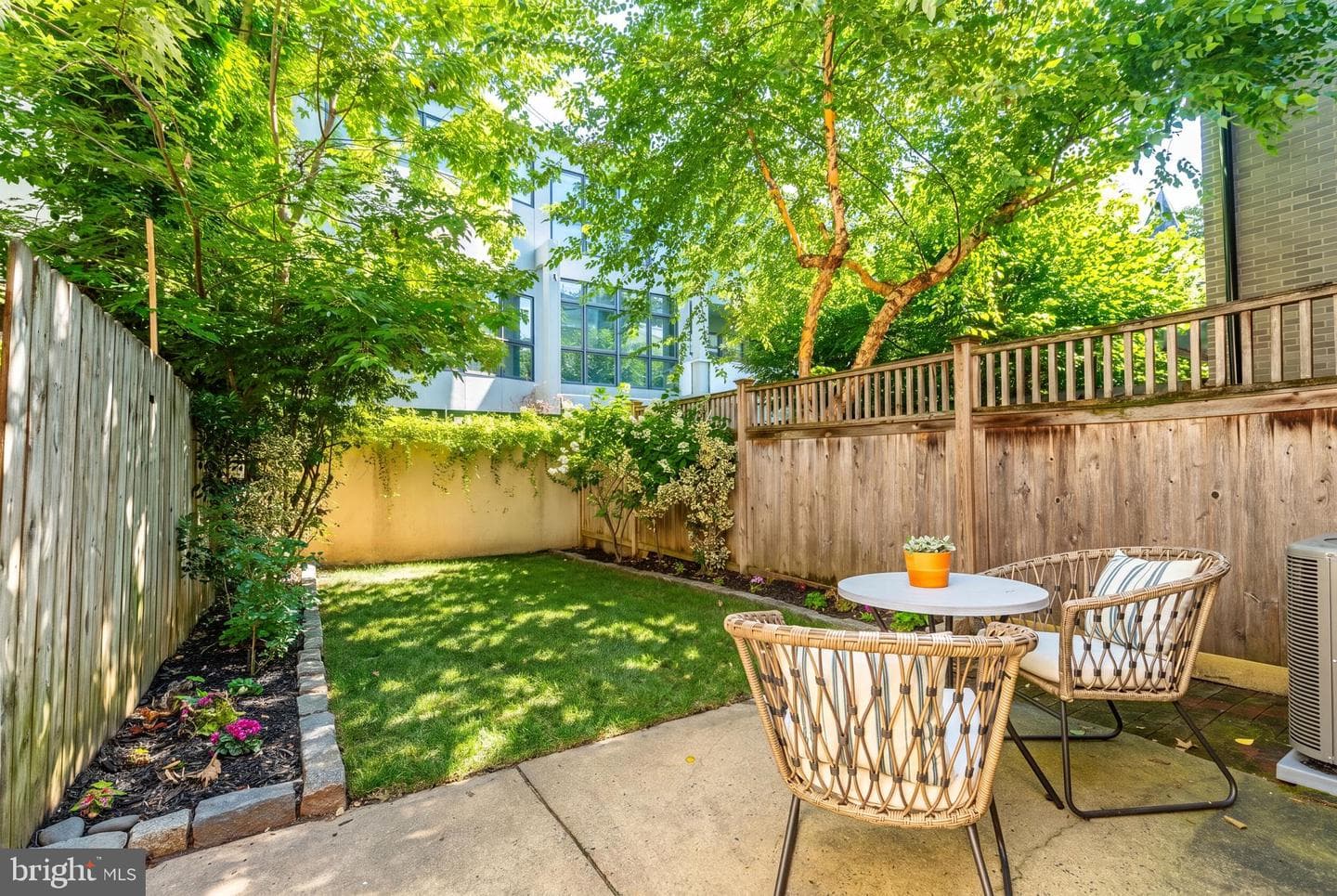 623 Lombard Street photo 2