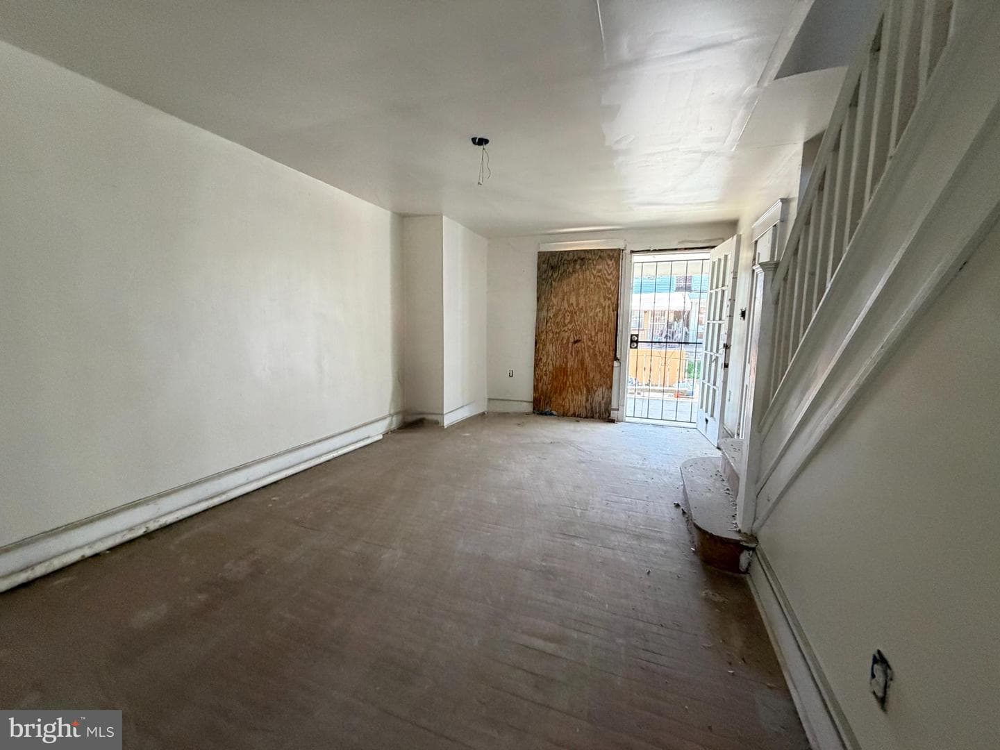 4029 Glendale Street photo 11