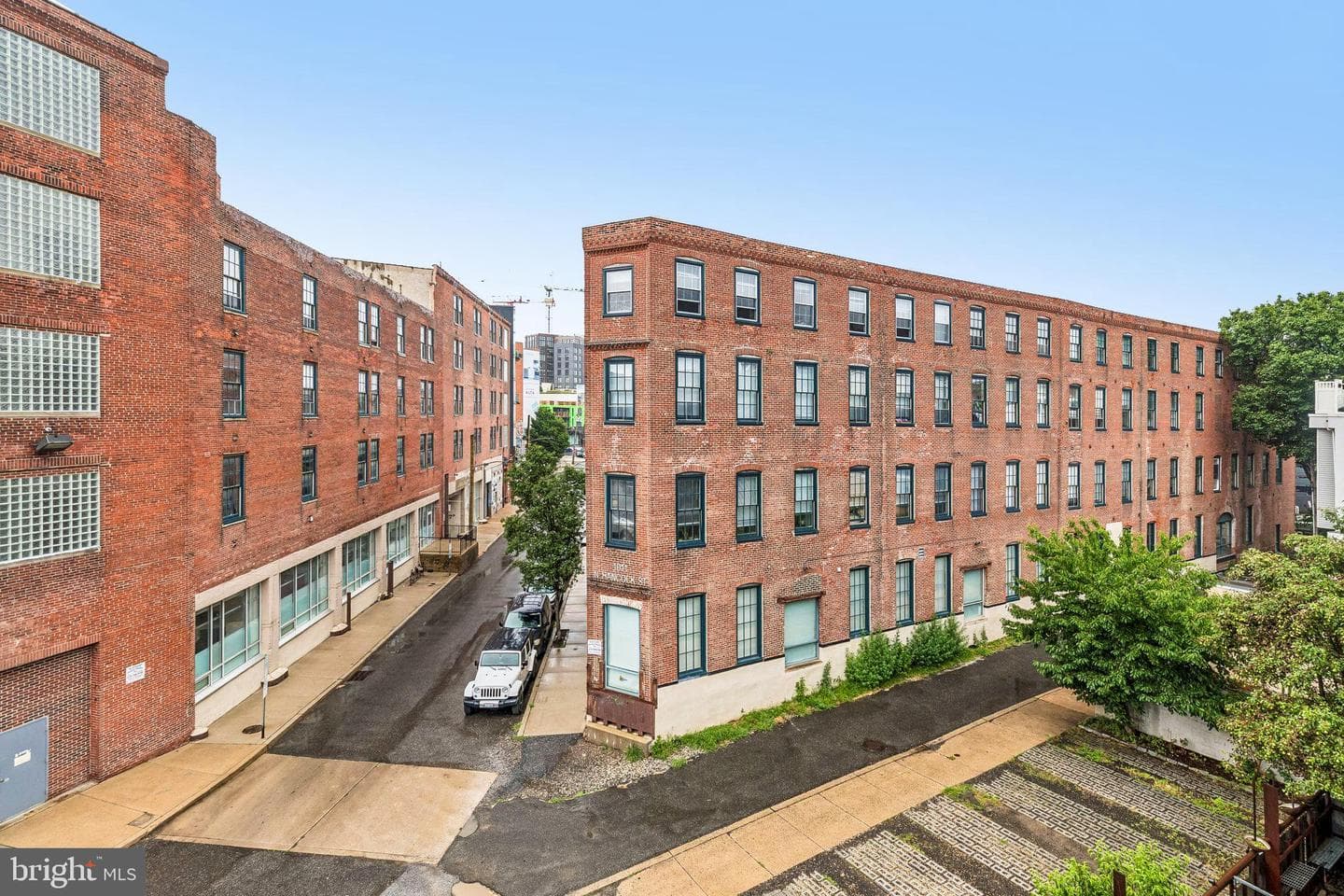 151 W Laurel Street #a photo 13
