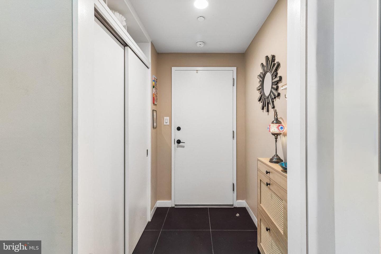 151 W Laurel Street #a photo 5