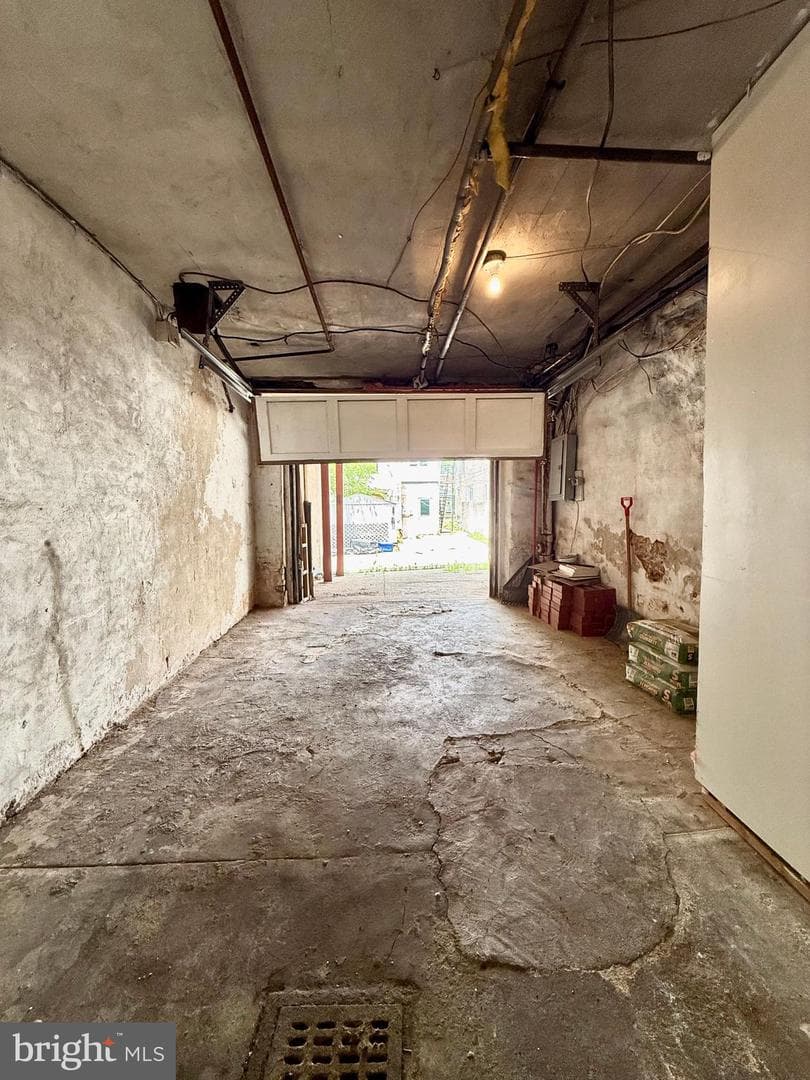 5461 Diamond Street photo 22