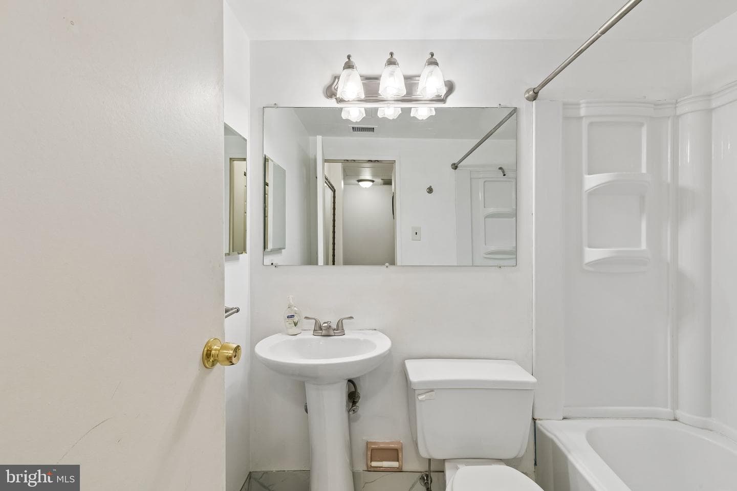 130-36 N Bread Street #226 photo 10