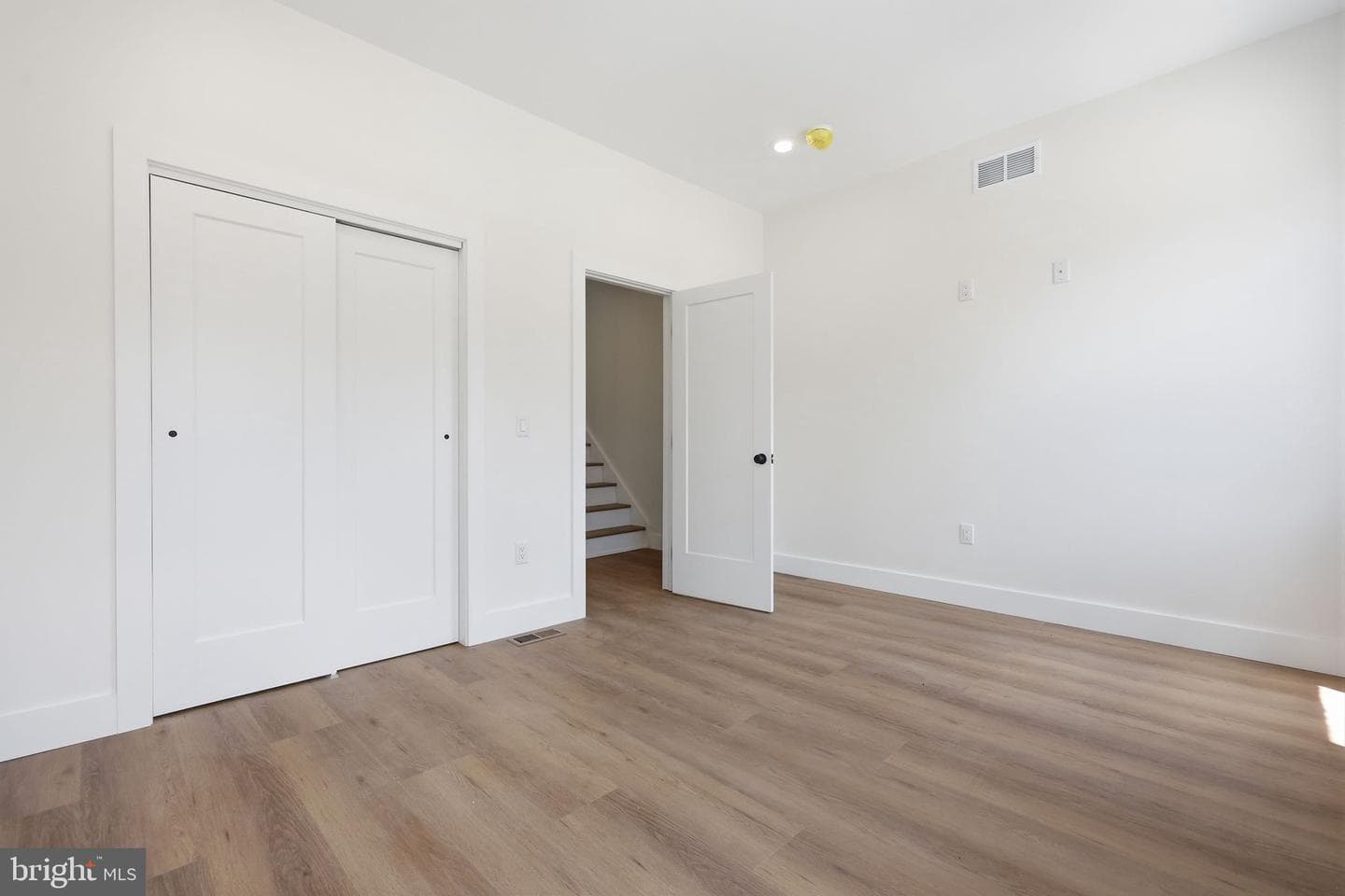 5517 Hunter Street photo 17