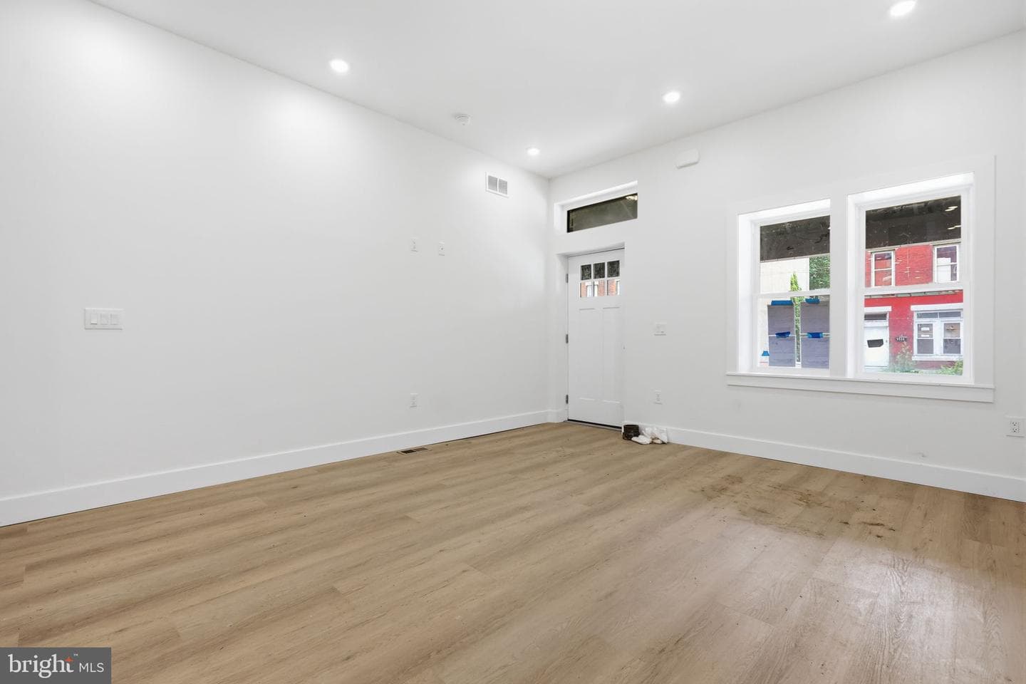 5517 Hunter Street photo 6