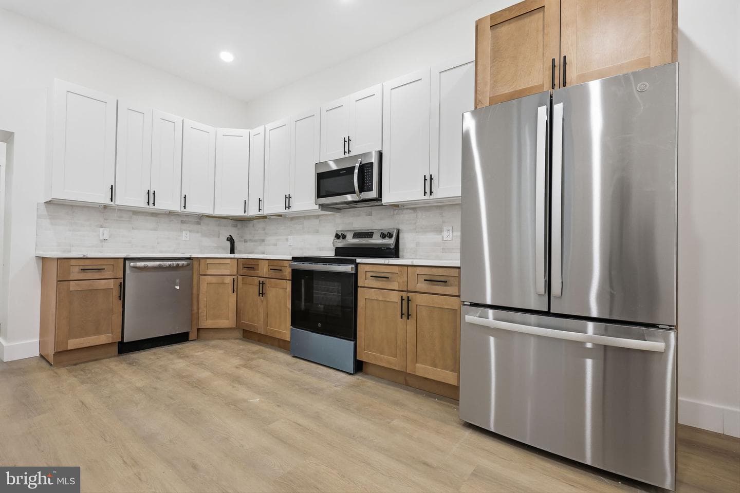 5517 Hunter Street photo 9