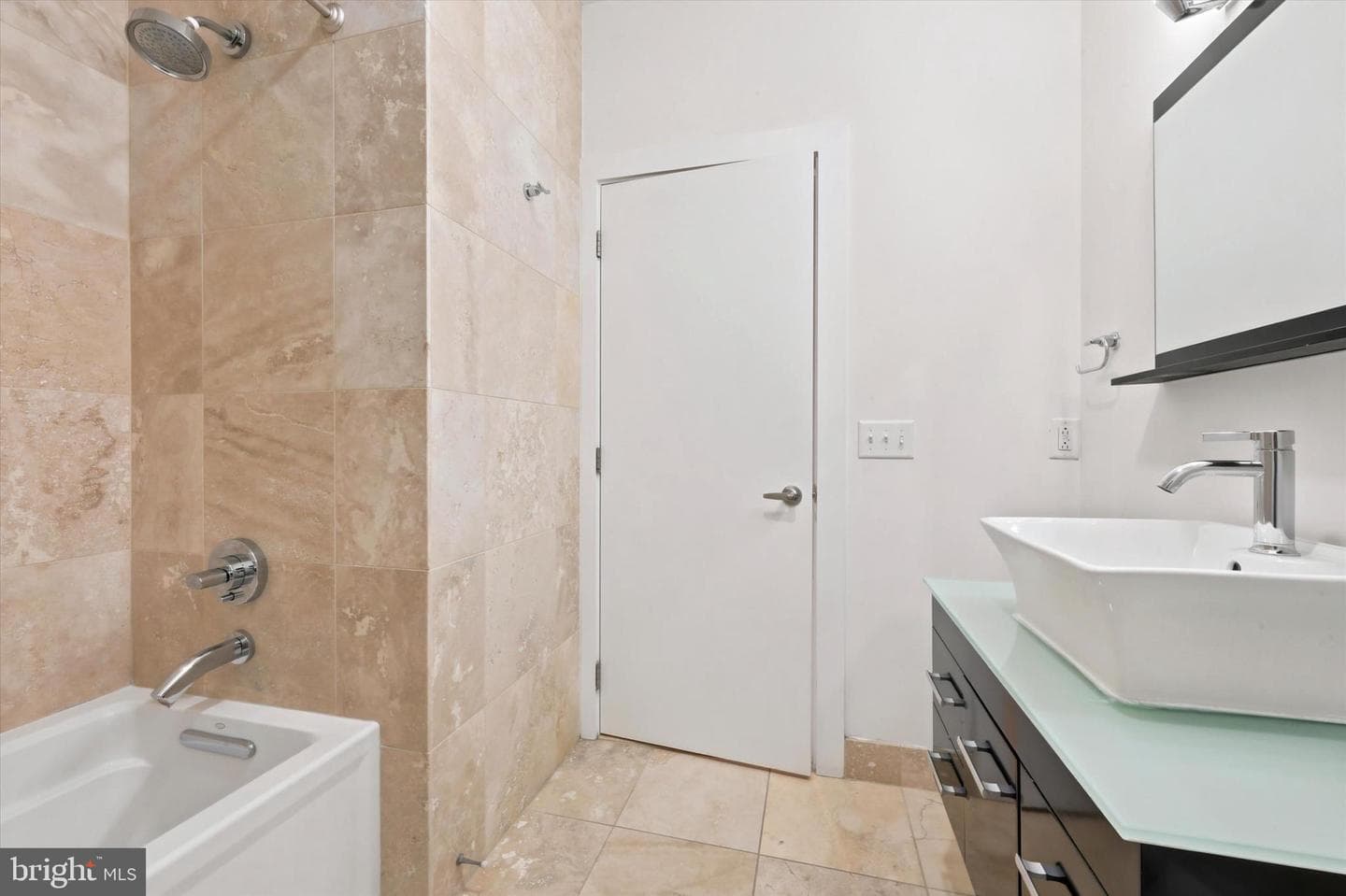 2544 Salmon Street photo 20