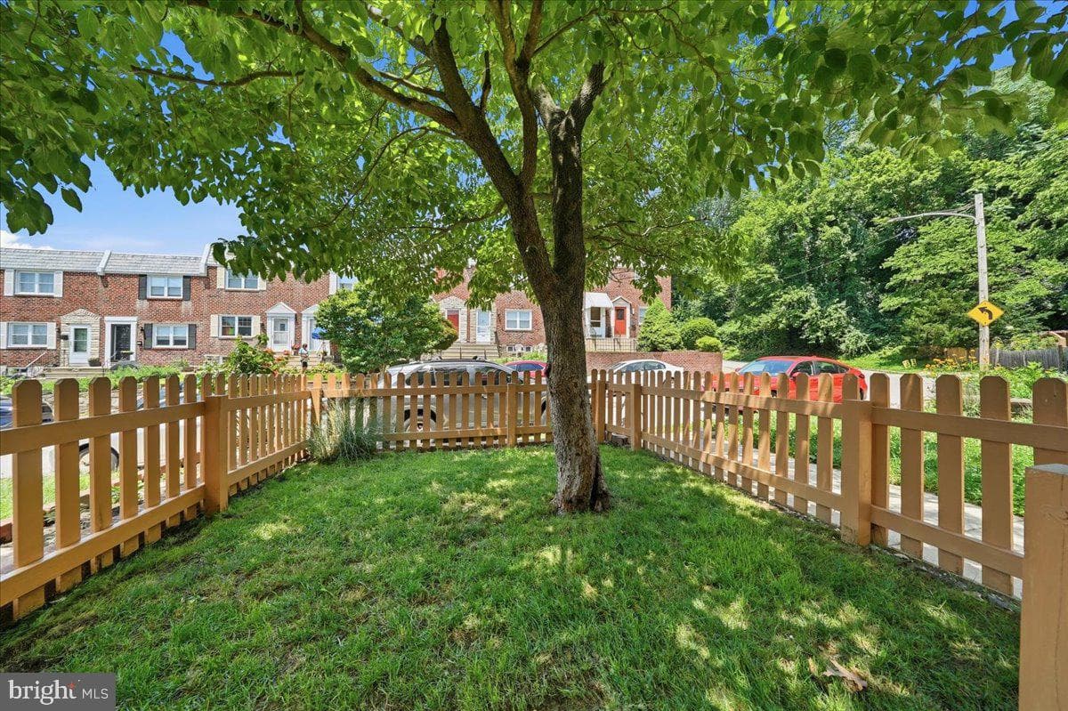 3610 Gypsy Lane photo 4
