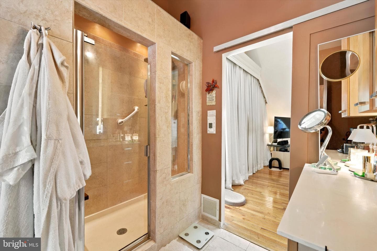 820 S 4th Street #b photo 22
