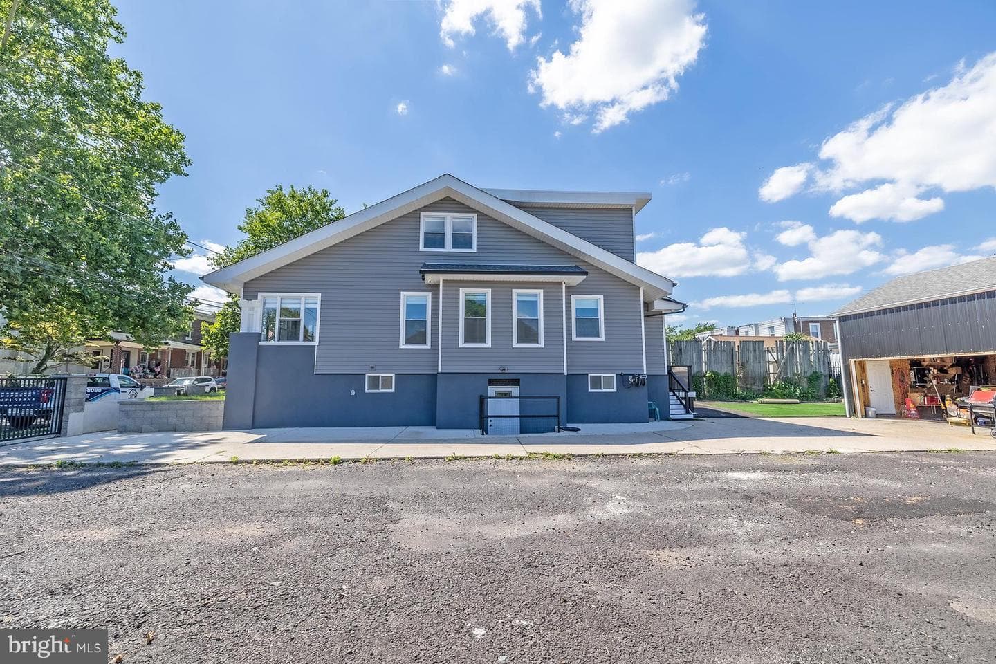 621-625 Gilham Street photo 8