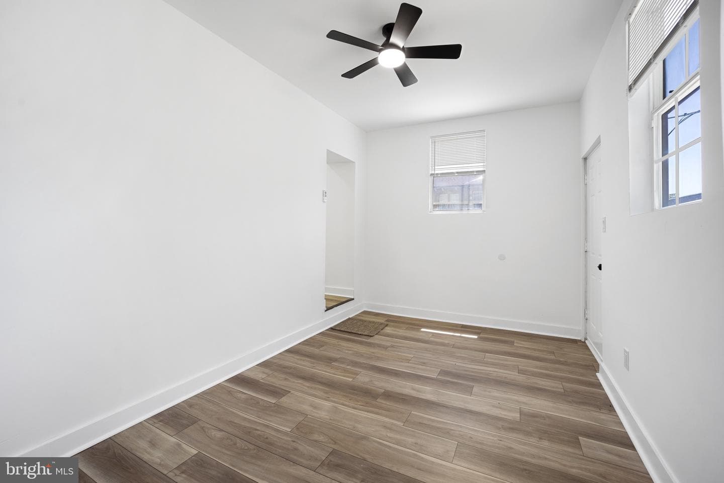 7100 N Broad Street photo 24