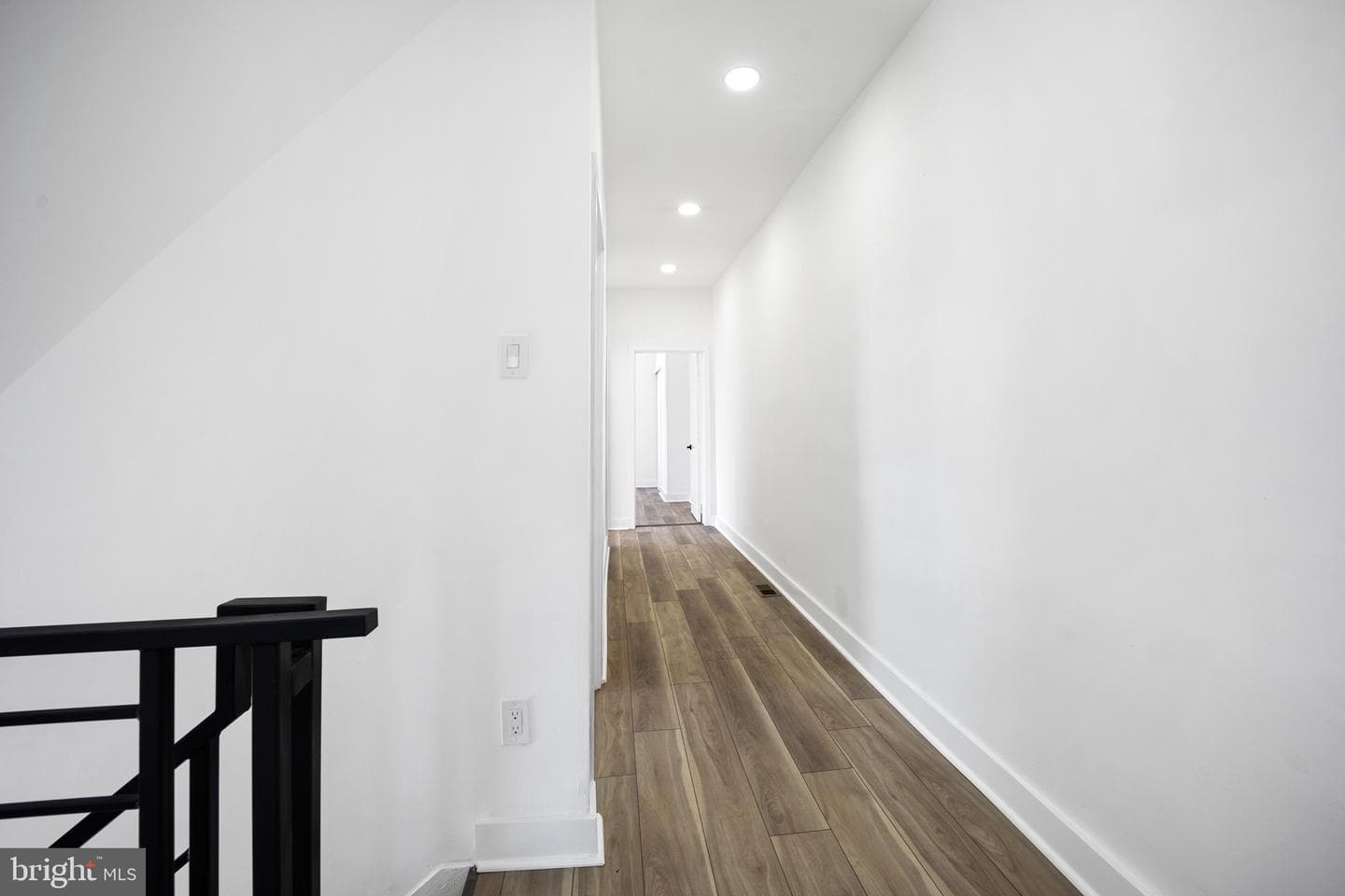 7100 N Broad Street photo 30