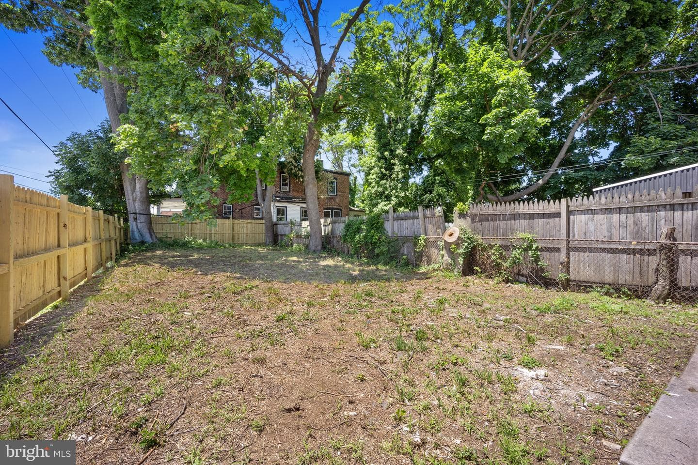 7100 N Broad Street photo 40