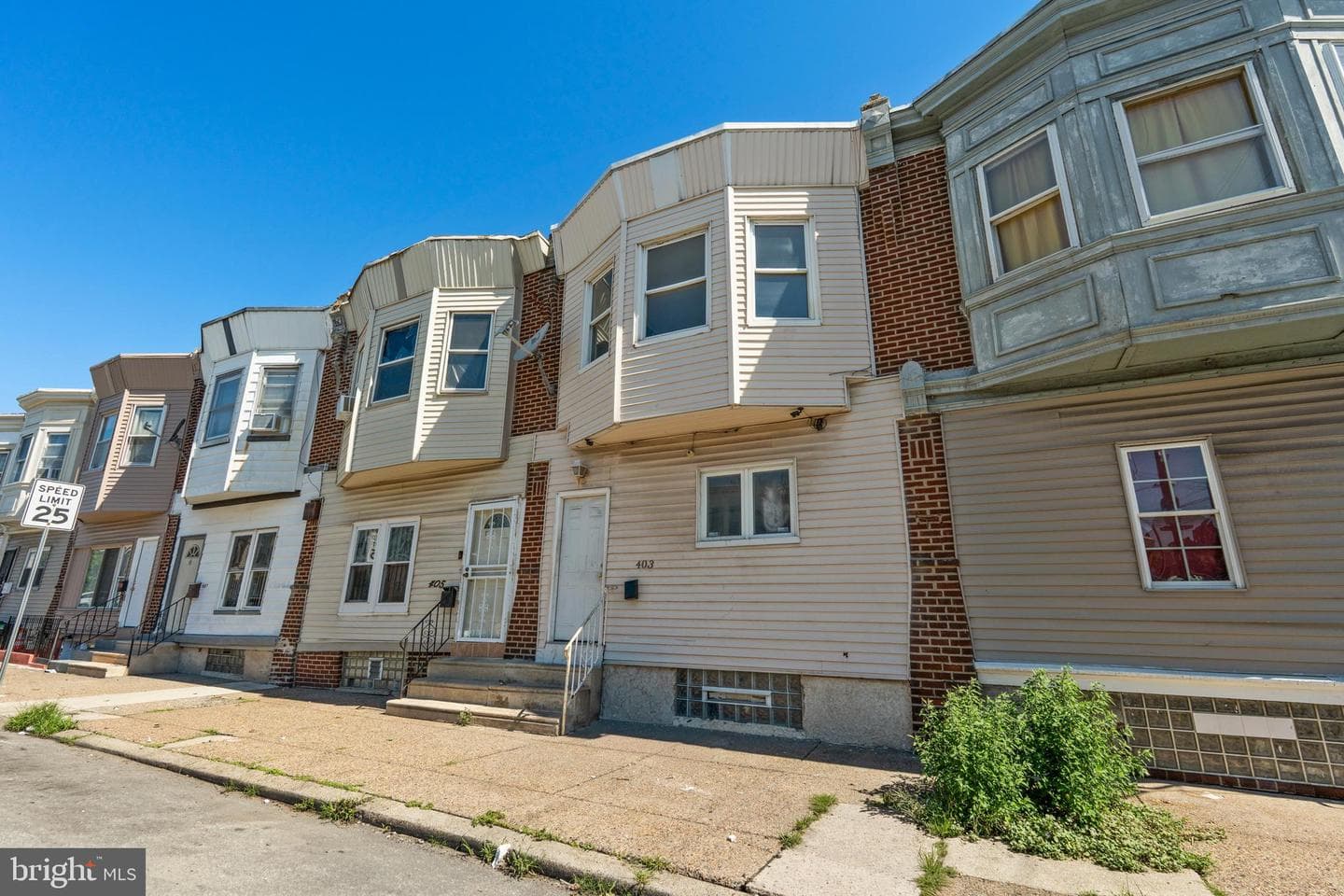 403 W Annsbury Street photo 3