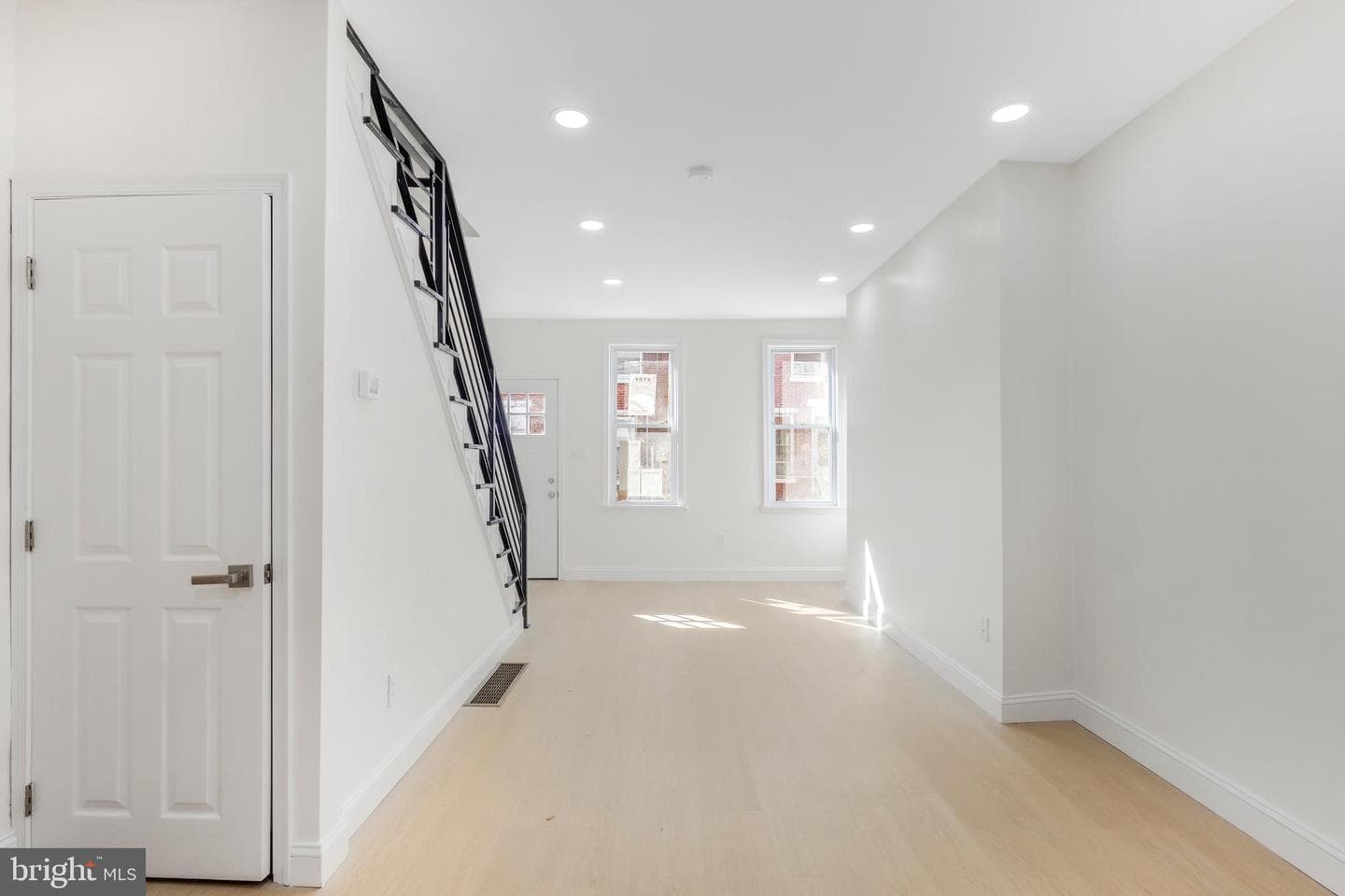 505 Greenwich Street photo 5