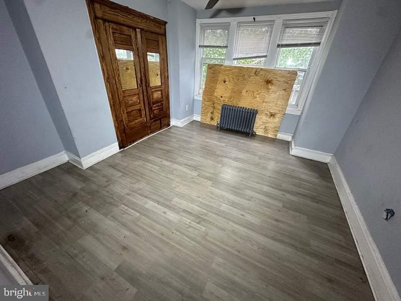 1537 Dyre Street photo 7